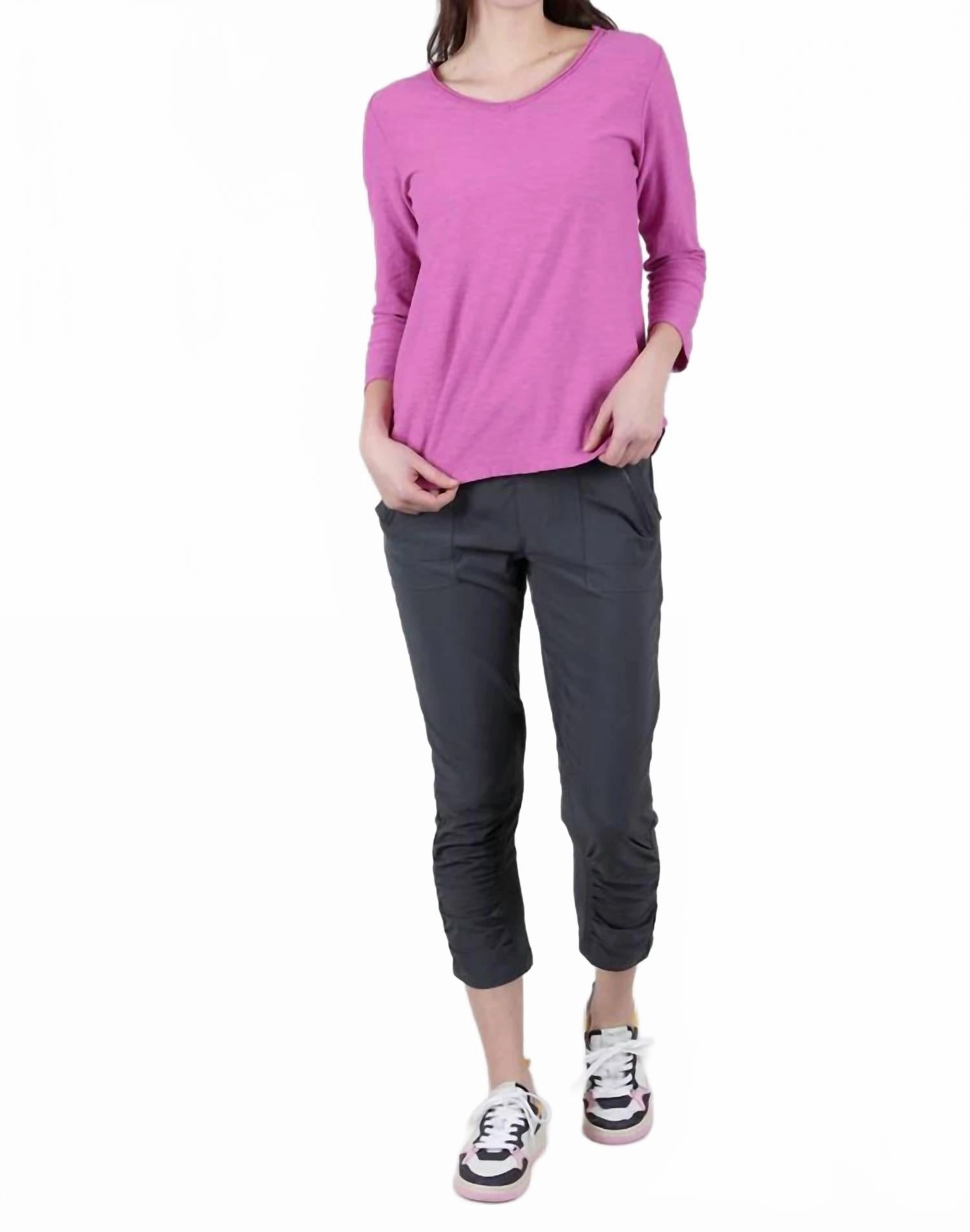 3/4-Sleeve V-Tee In Cosmo