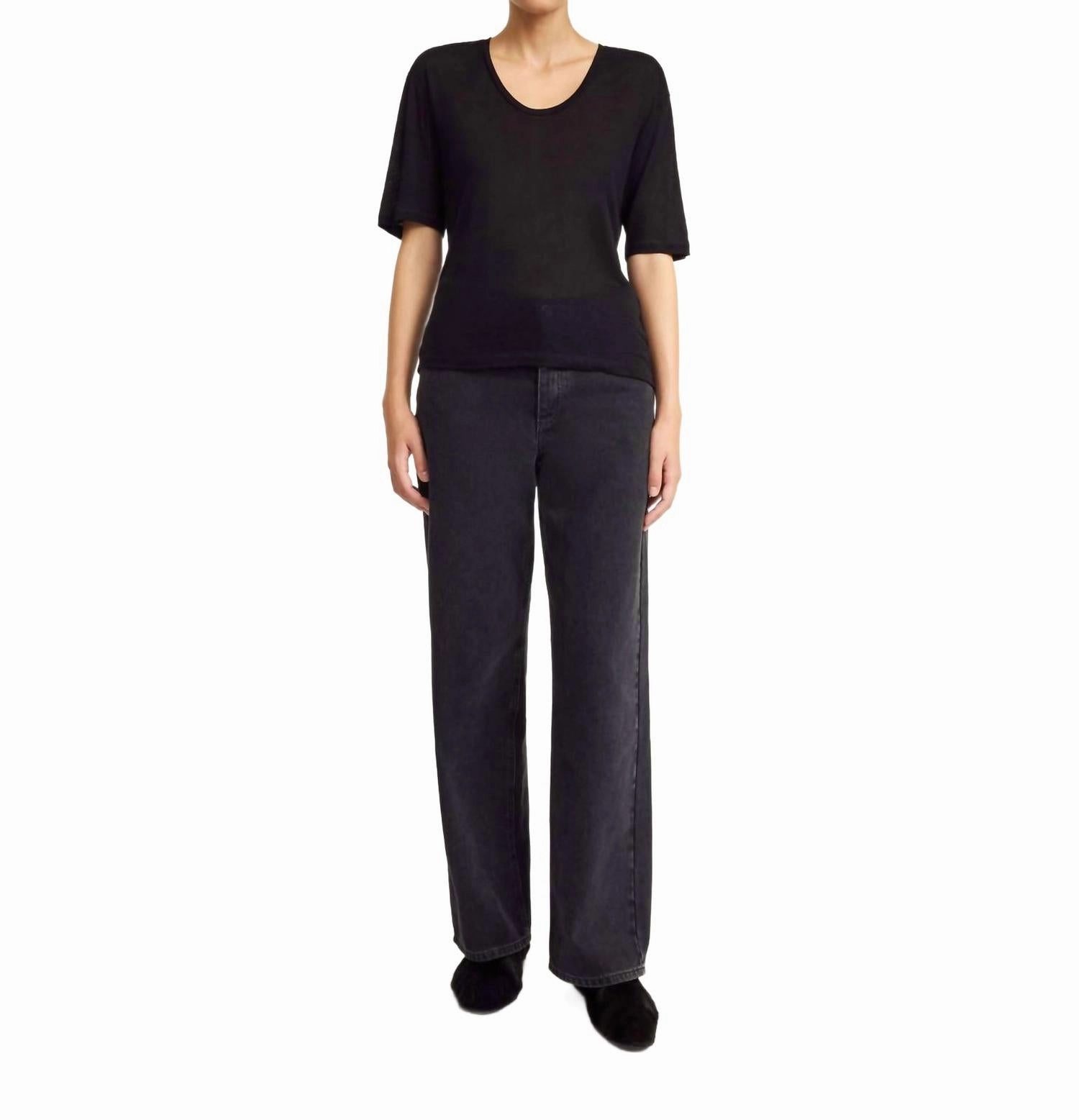 Amaringa T-Shirt In Black