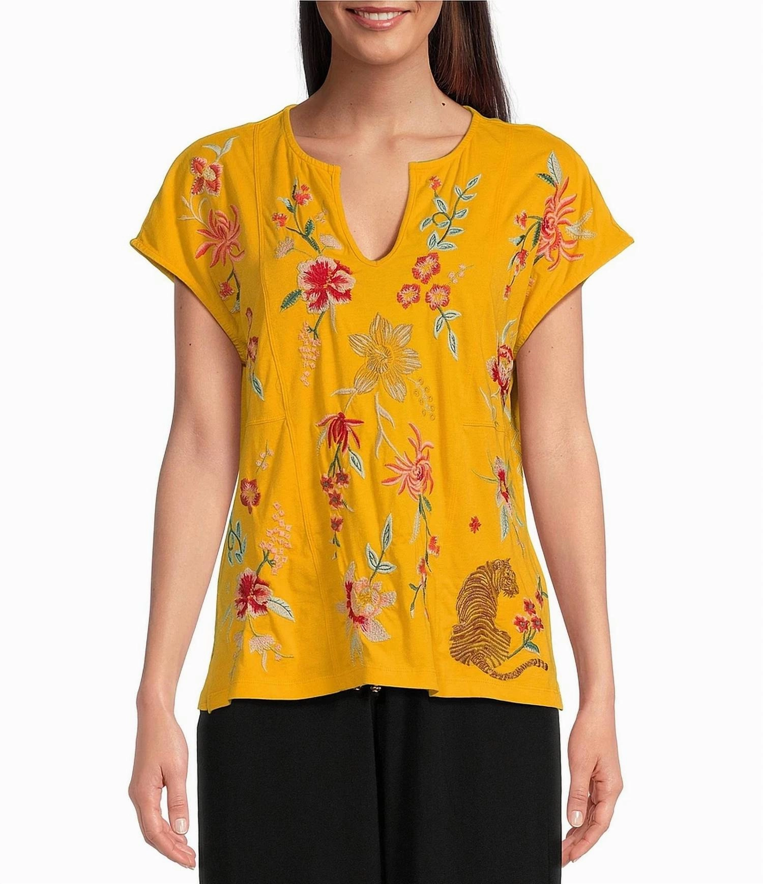 Andrean Paneled Knit Tee In Golden Pineapple
