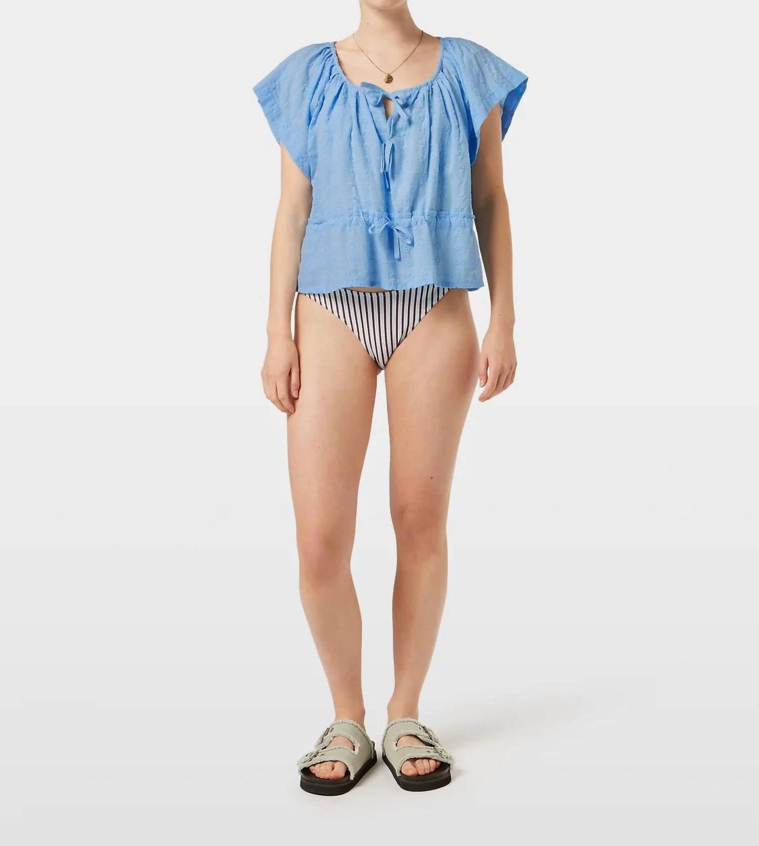 Broderie Top In Blue Linen