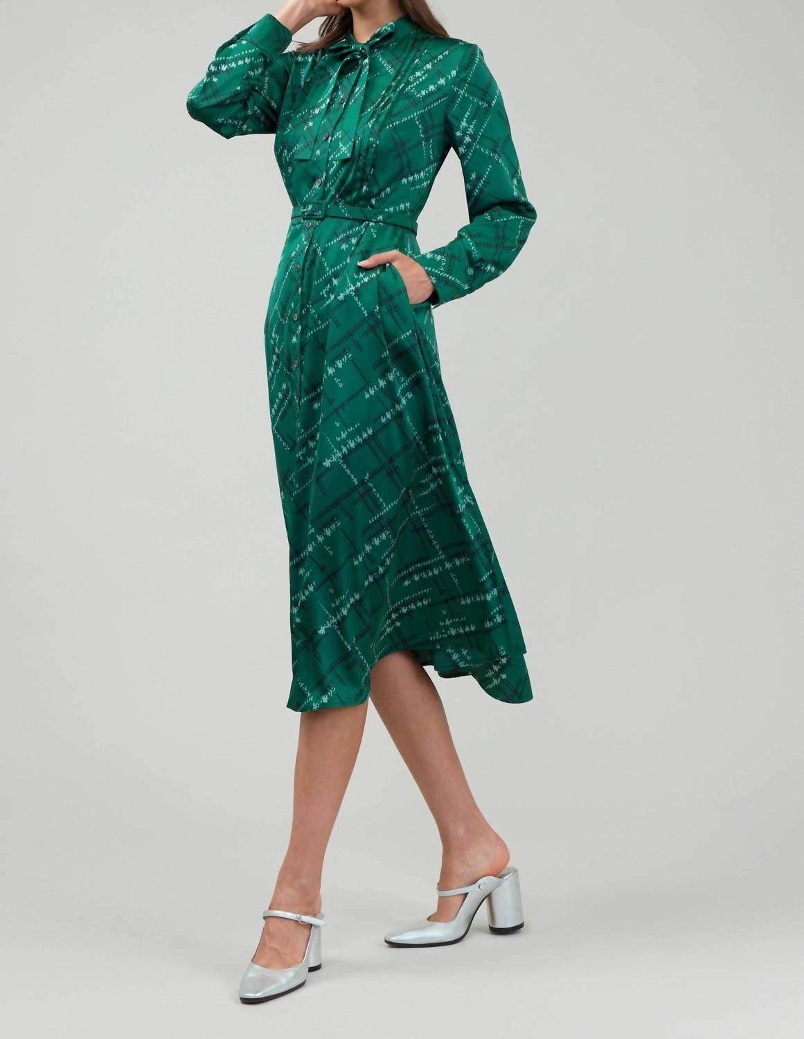 Button Down Midi Dress In Teal Green