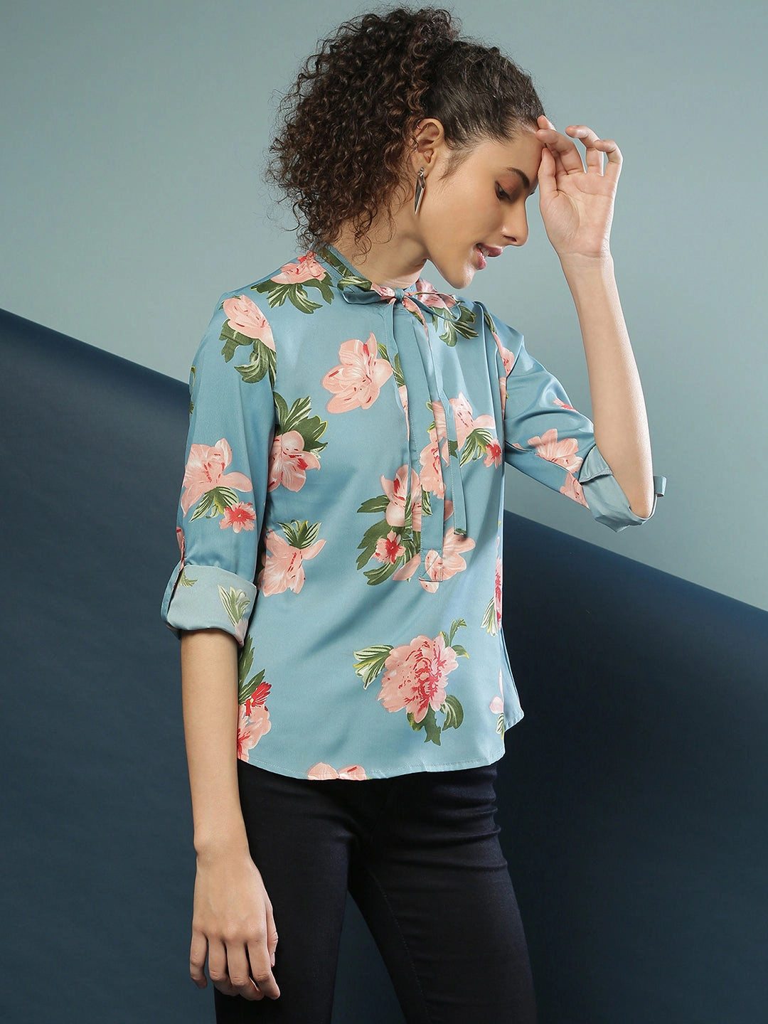 Campus Sutra Women Stylish Floral Design Casual Top