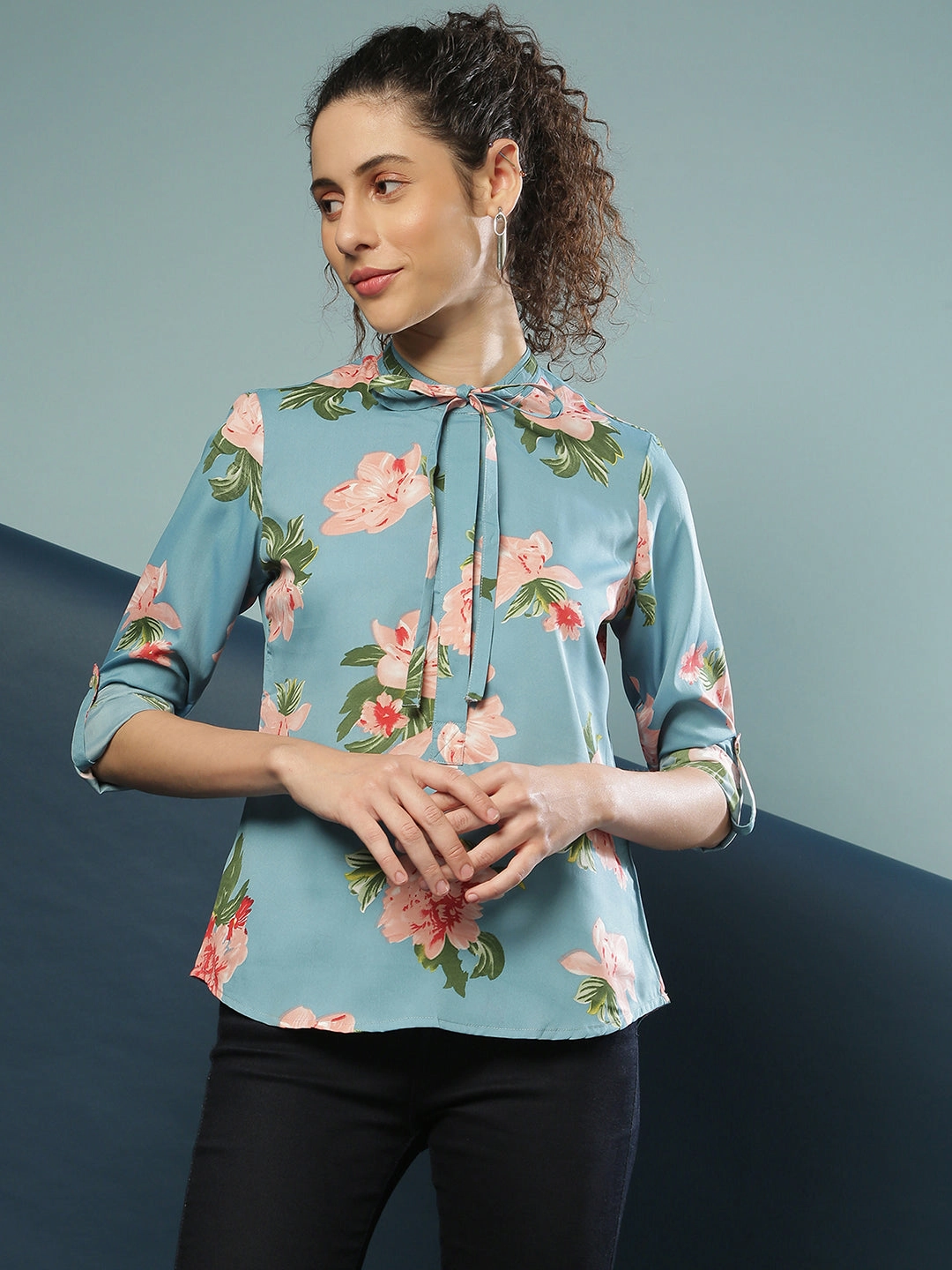 Campus Sutra Women Stylish Floral Design Casual Top