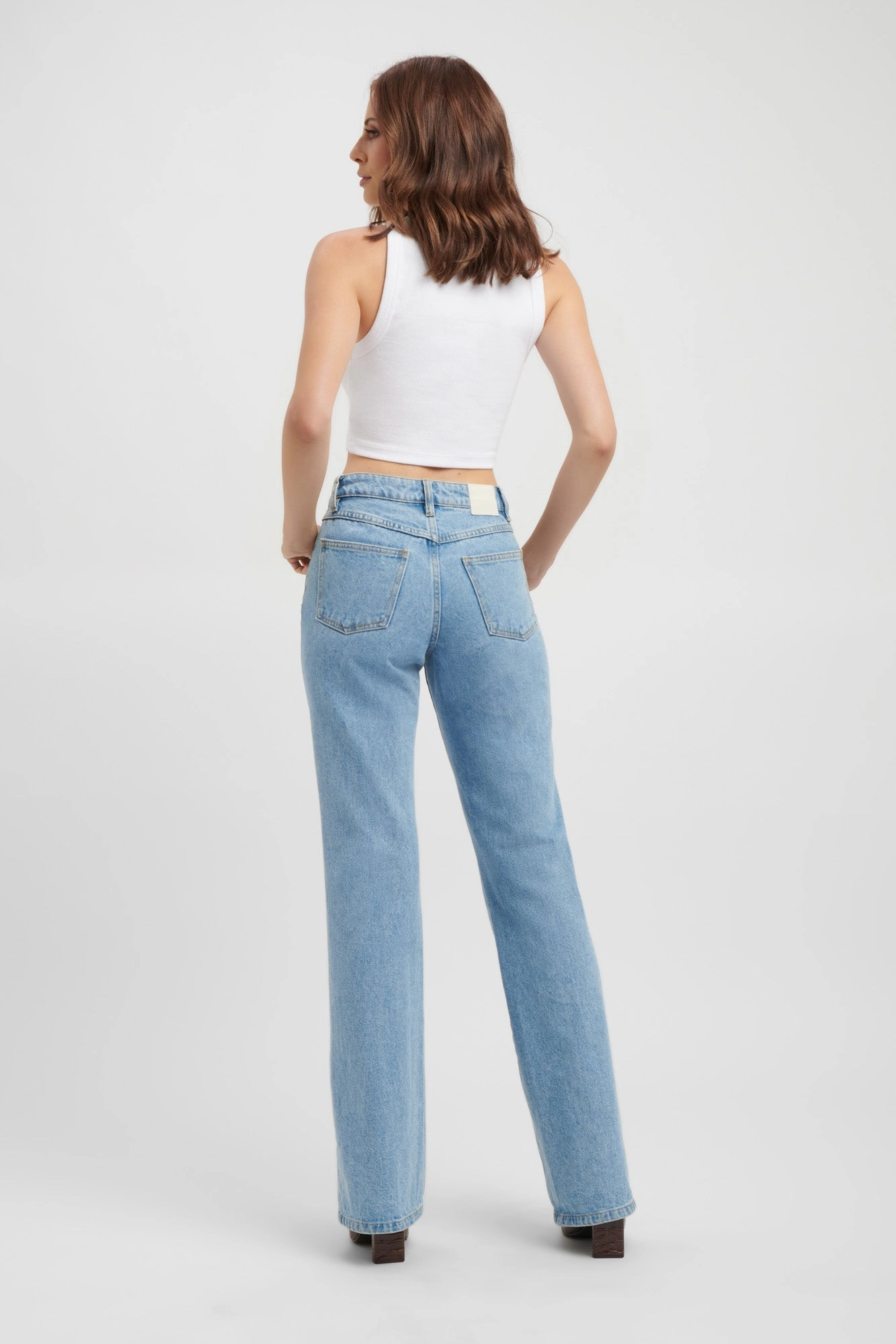 Carlen Low-Rise Jean