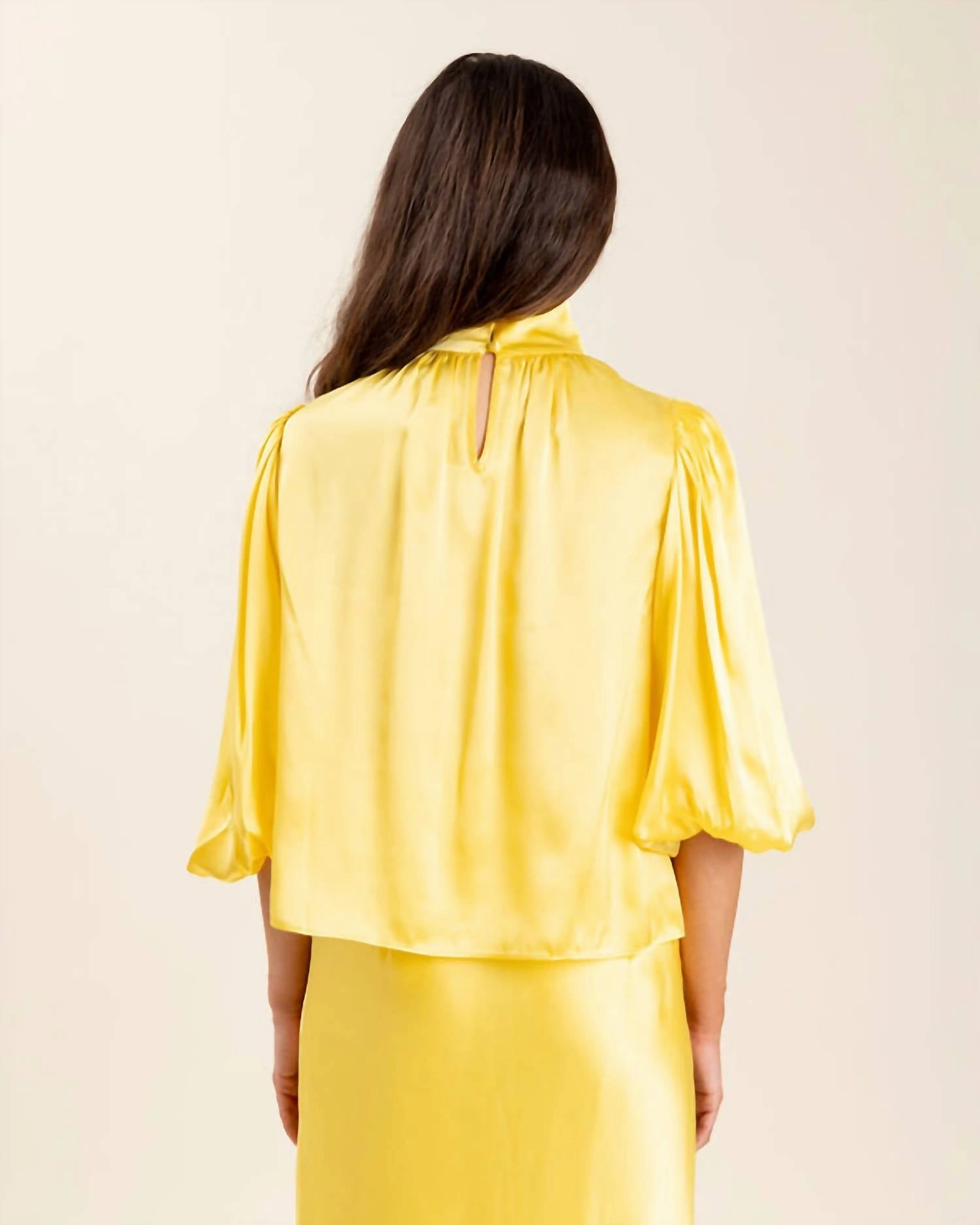 Carmen Top In Lemon