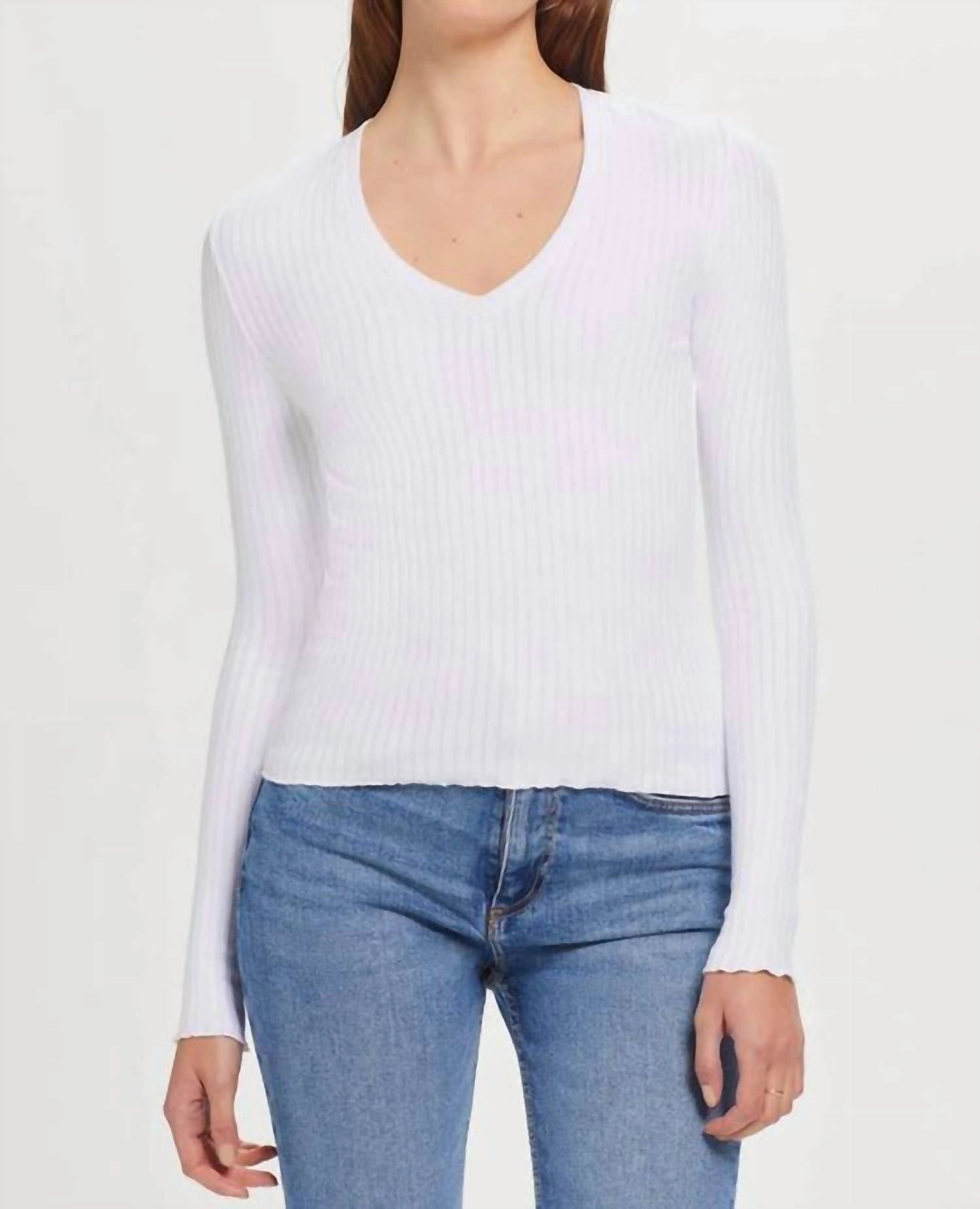 Chelsea V Neck Long Sleeve Tee In White