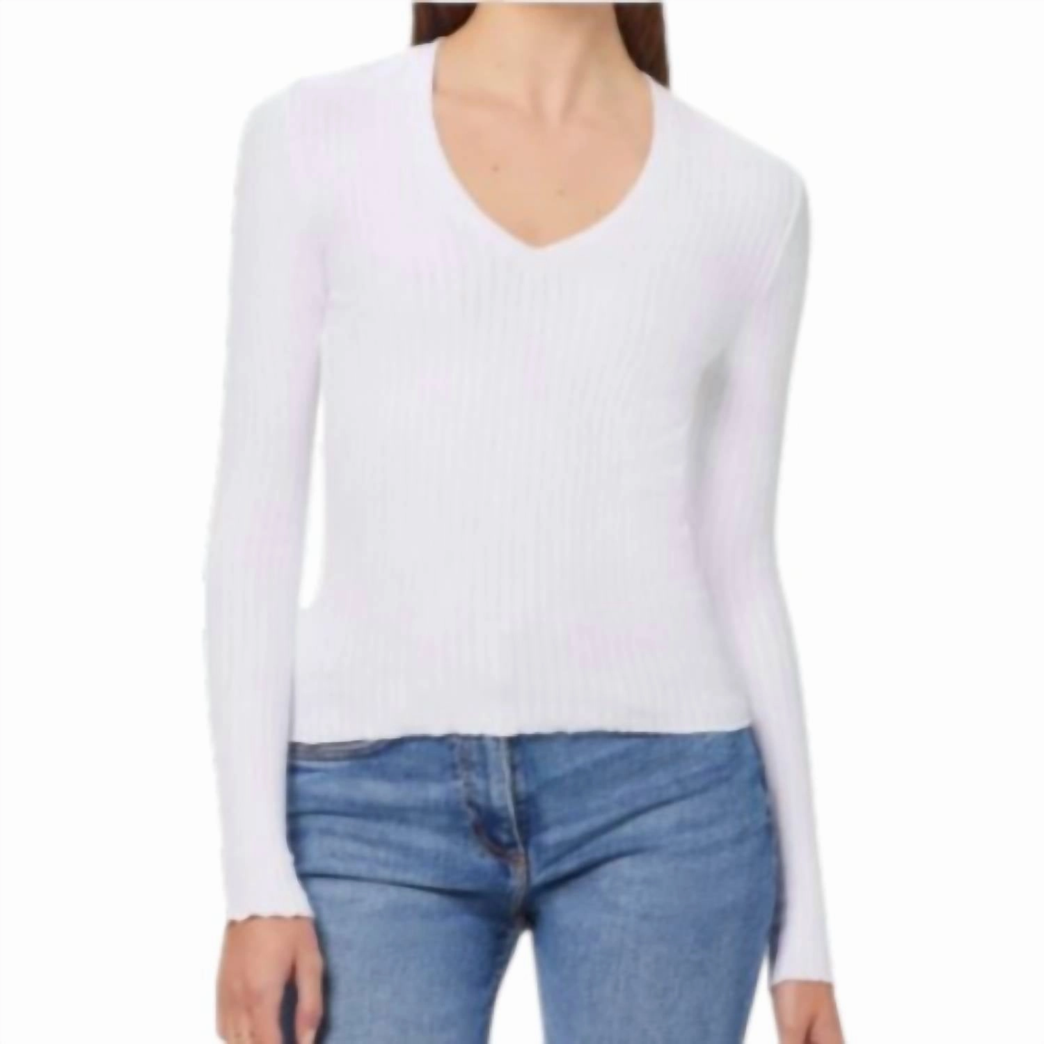 Chelsea V Neck Long Sleeve Tee In White