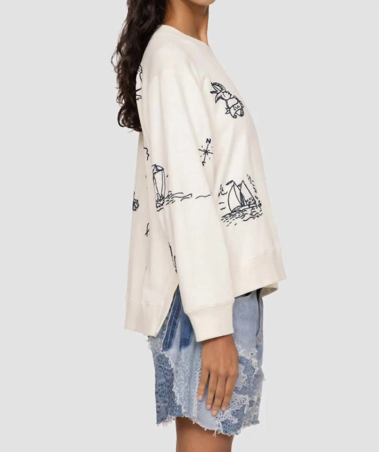 Clyde Lighthouse Sweatshirt In Cream