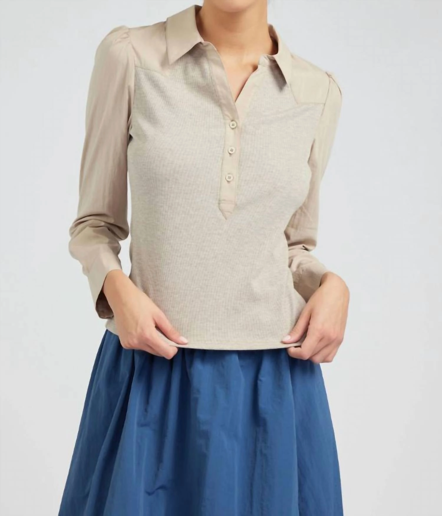 Collared Knit Top In Taupe