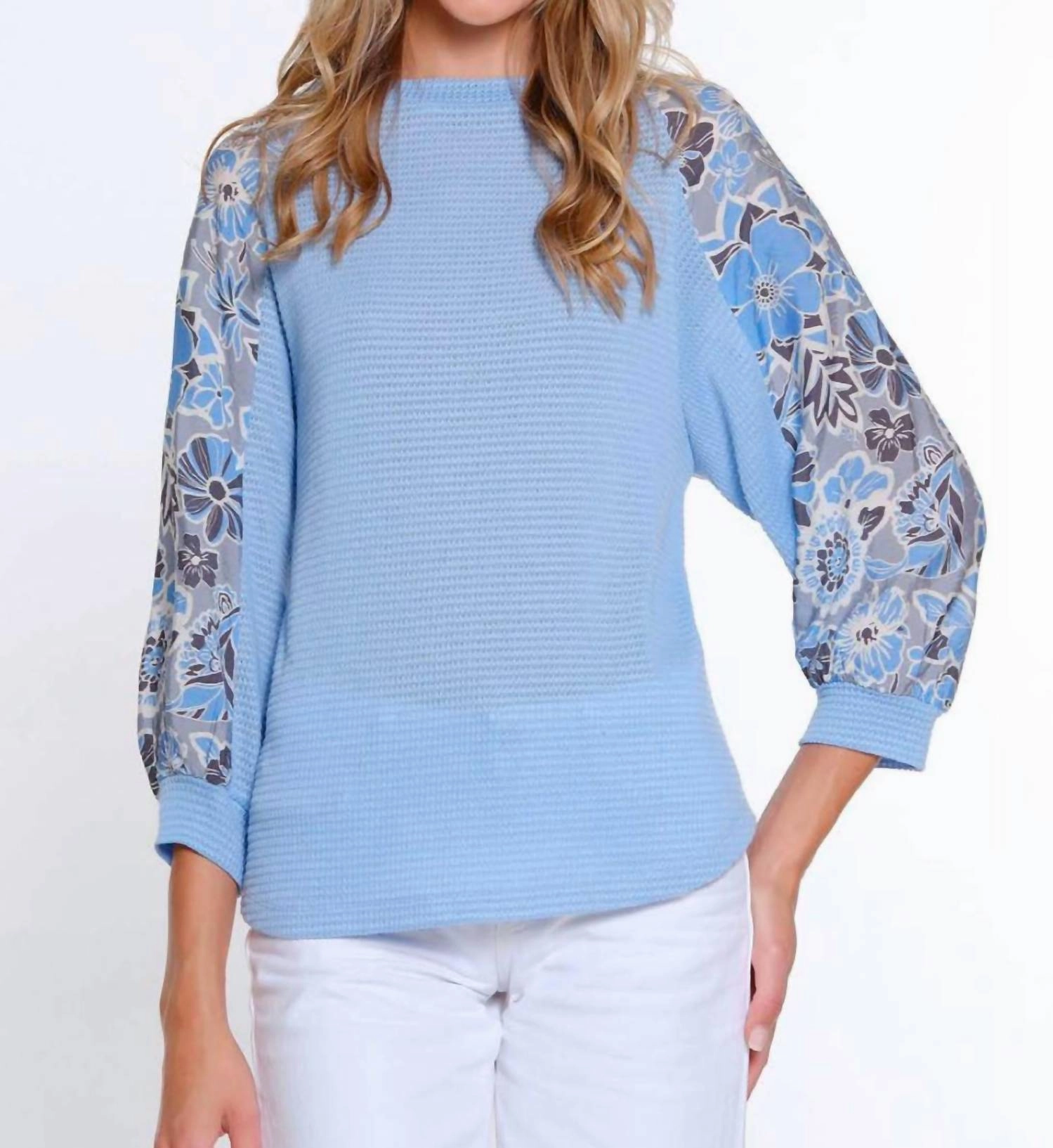 Cuffed Raglan 3/4 Sleeve Scoop Neck Top In Cornflower
