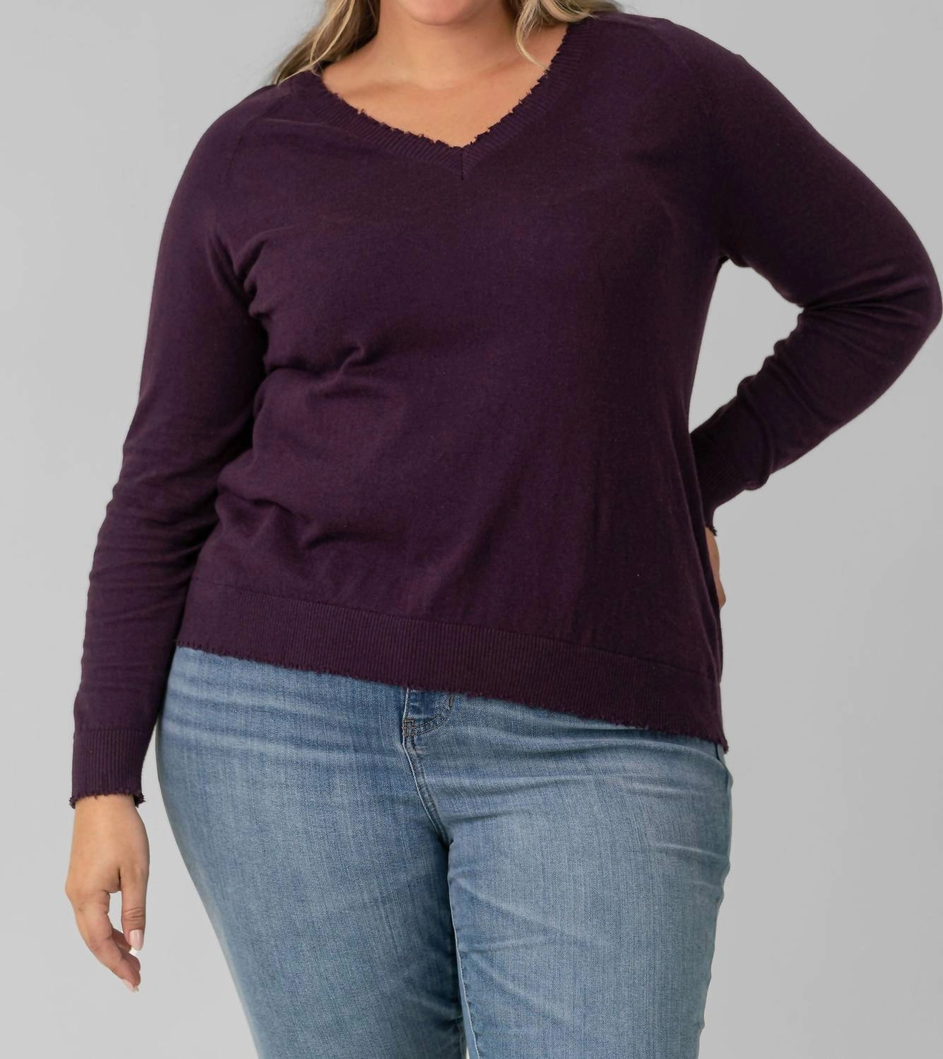 Distressed Top - Plus In Loganberry