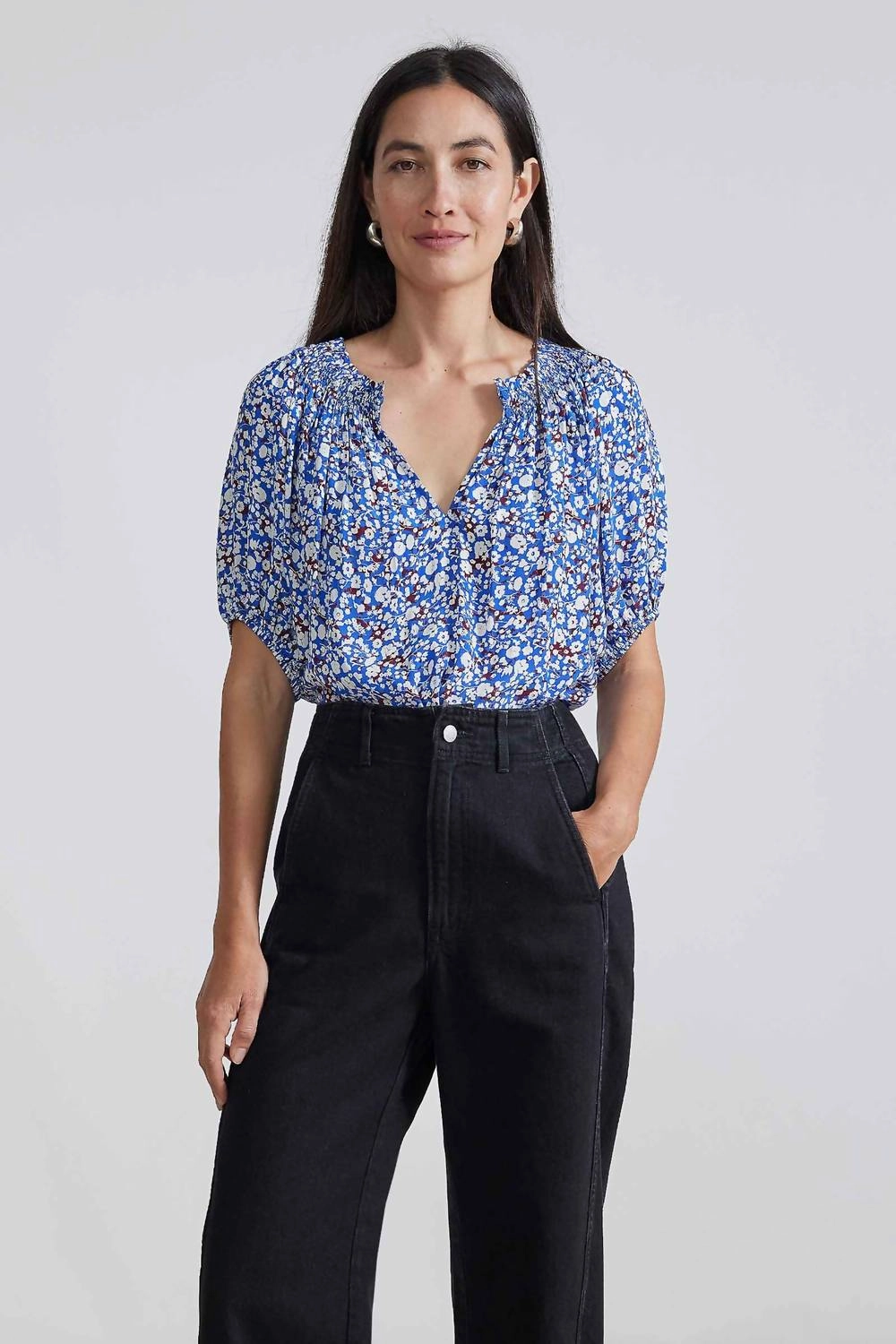 Esparta Short Sleeve Top In Piet Floral Blue