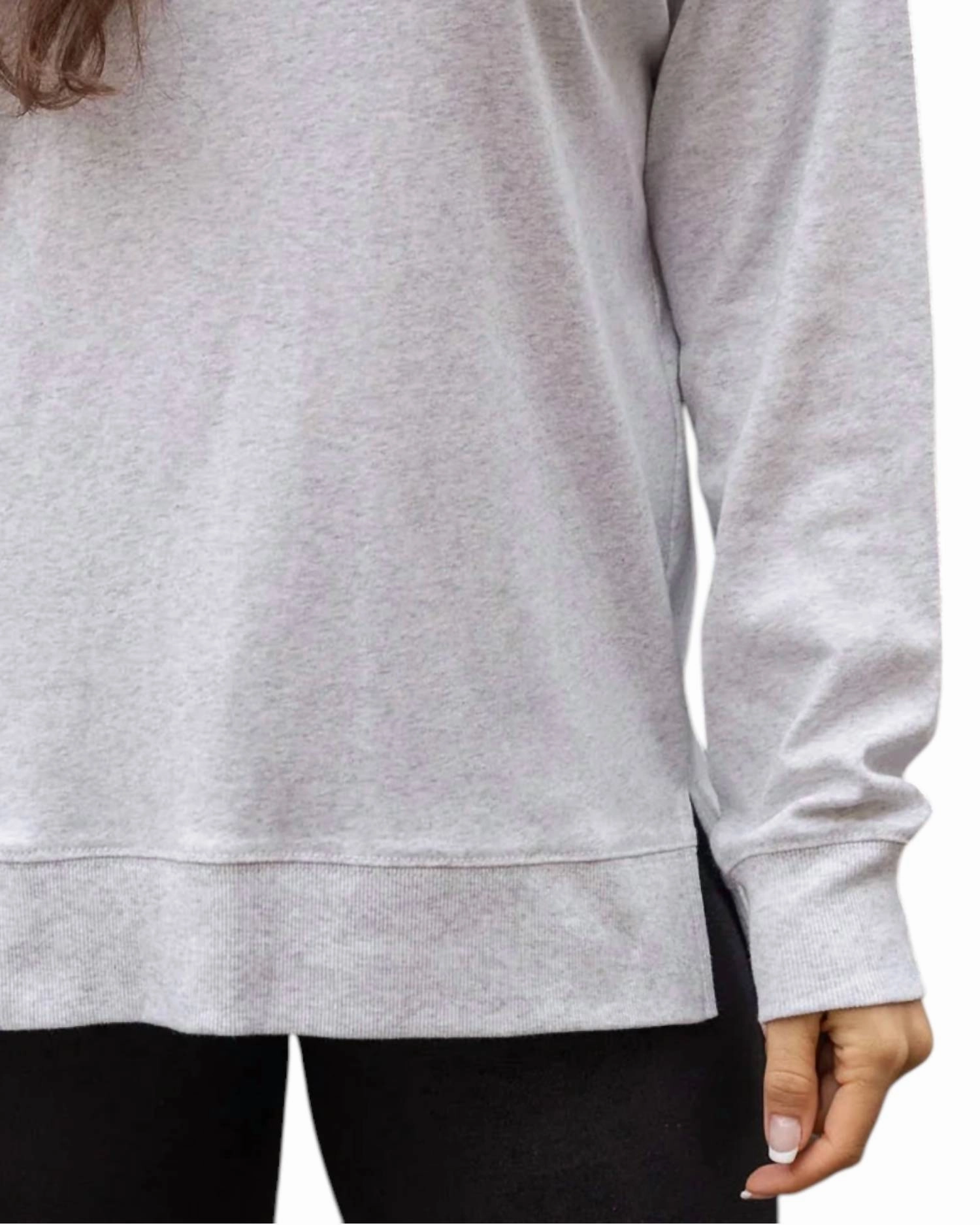 Essential Long Sleeve Tee In Heathered Light Gray