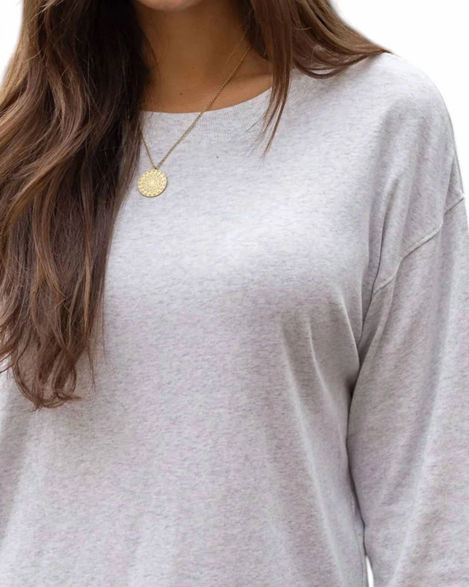 Essential Long Sleeve Tee In Heathered Light Gray