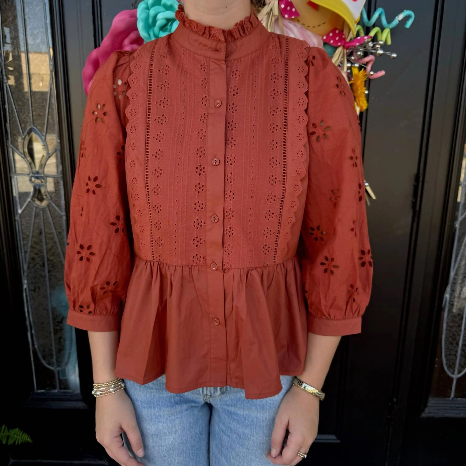 Eyelet Sleeve Top In Rust