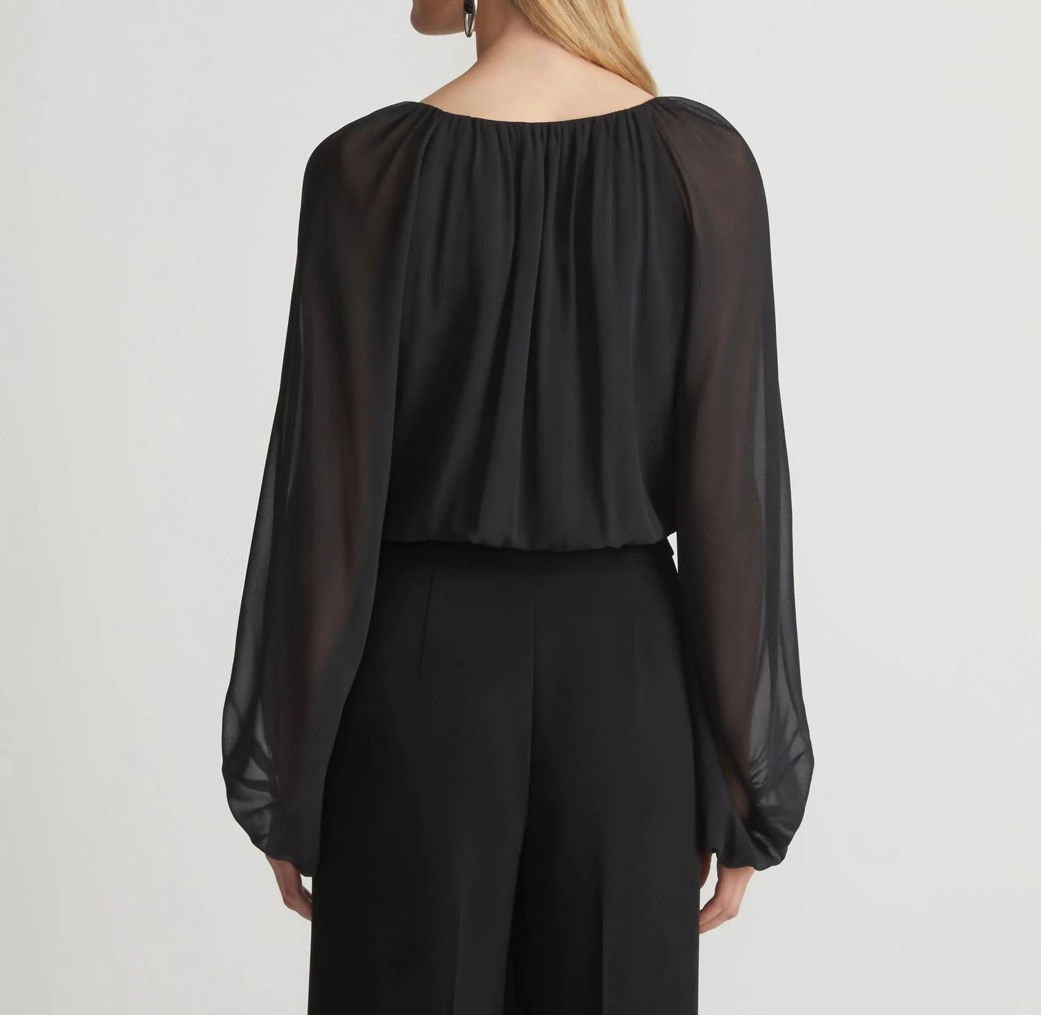 Gathered Neck Balloon Sleeve Top In Black