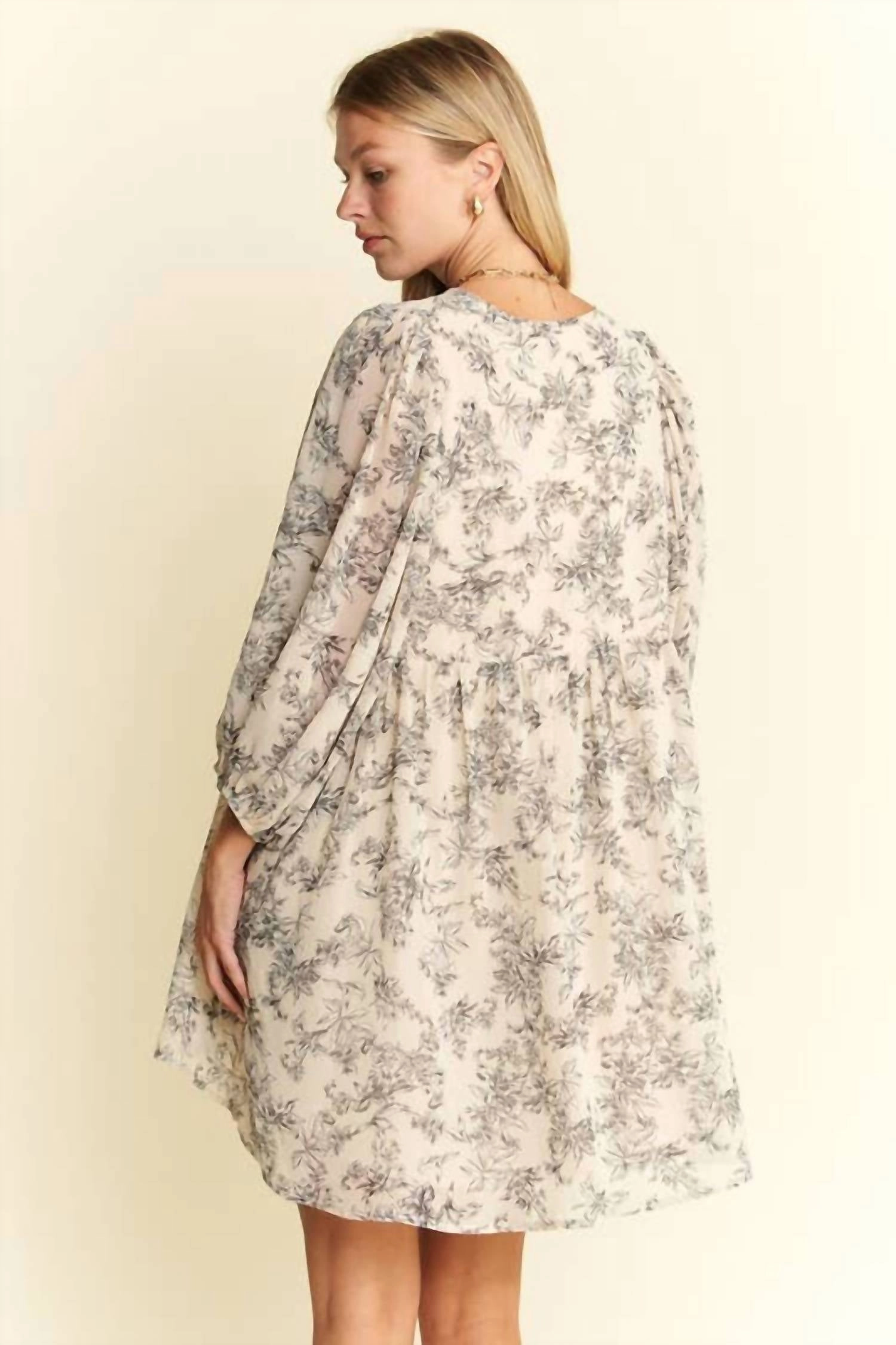 Jayde Floral Mini Dress In Cream