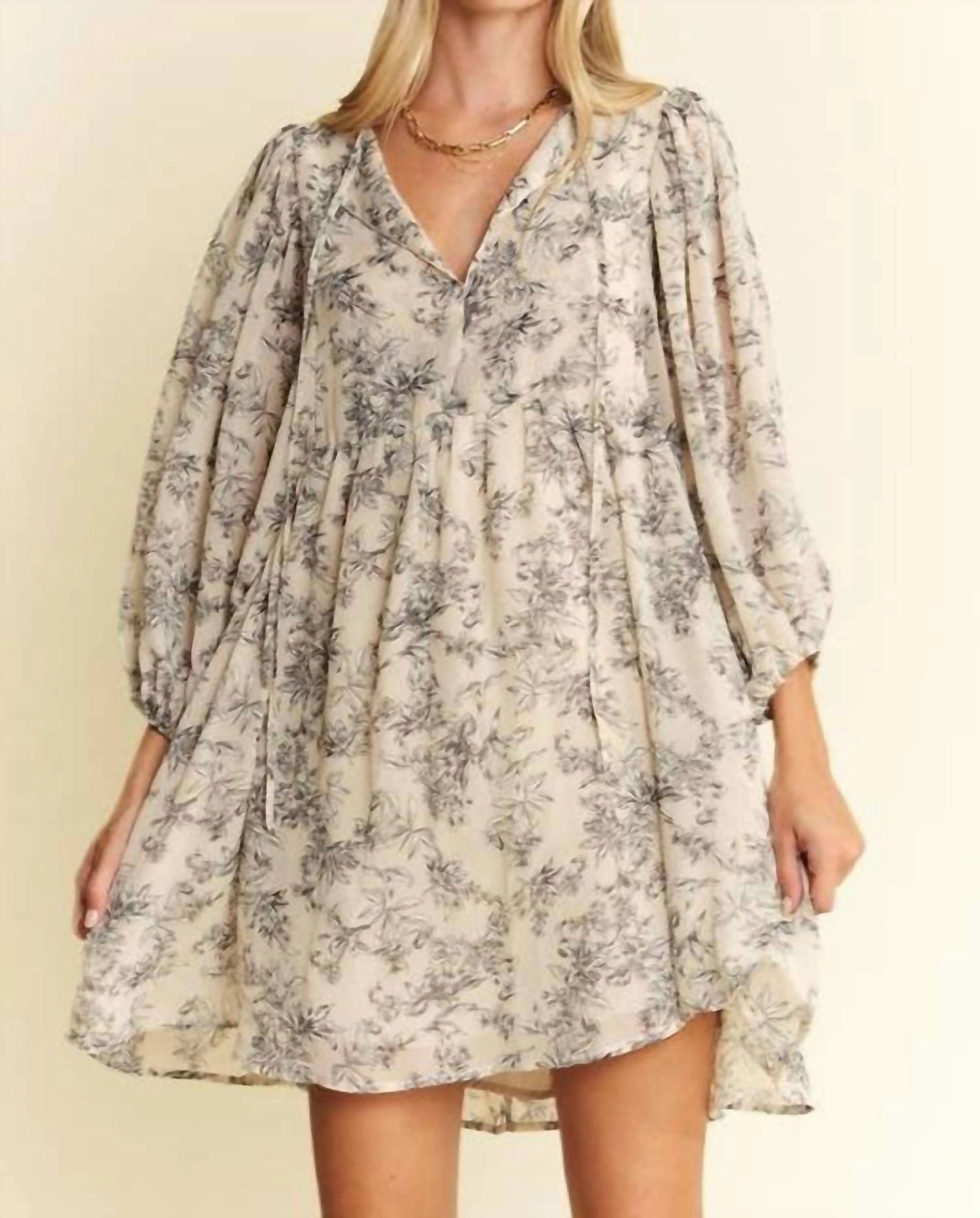 Jayde Floral Mini Dress In Cream