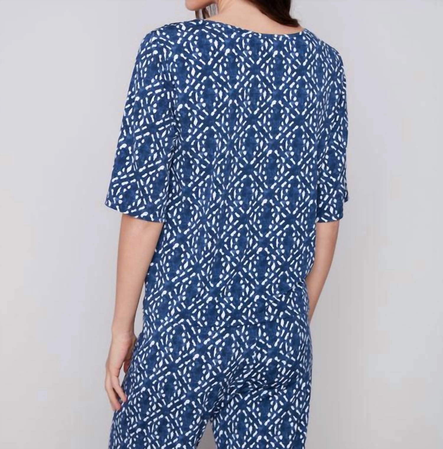 Knotted Front V Neck Top In Indigo