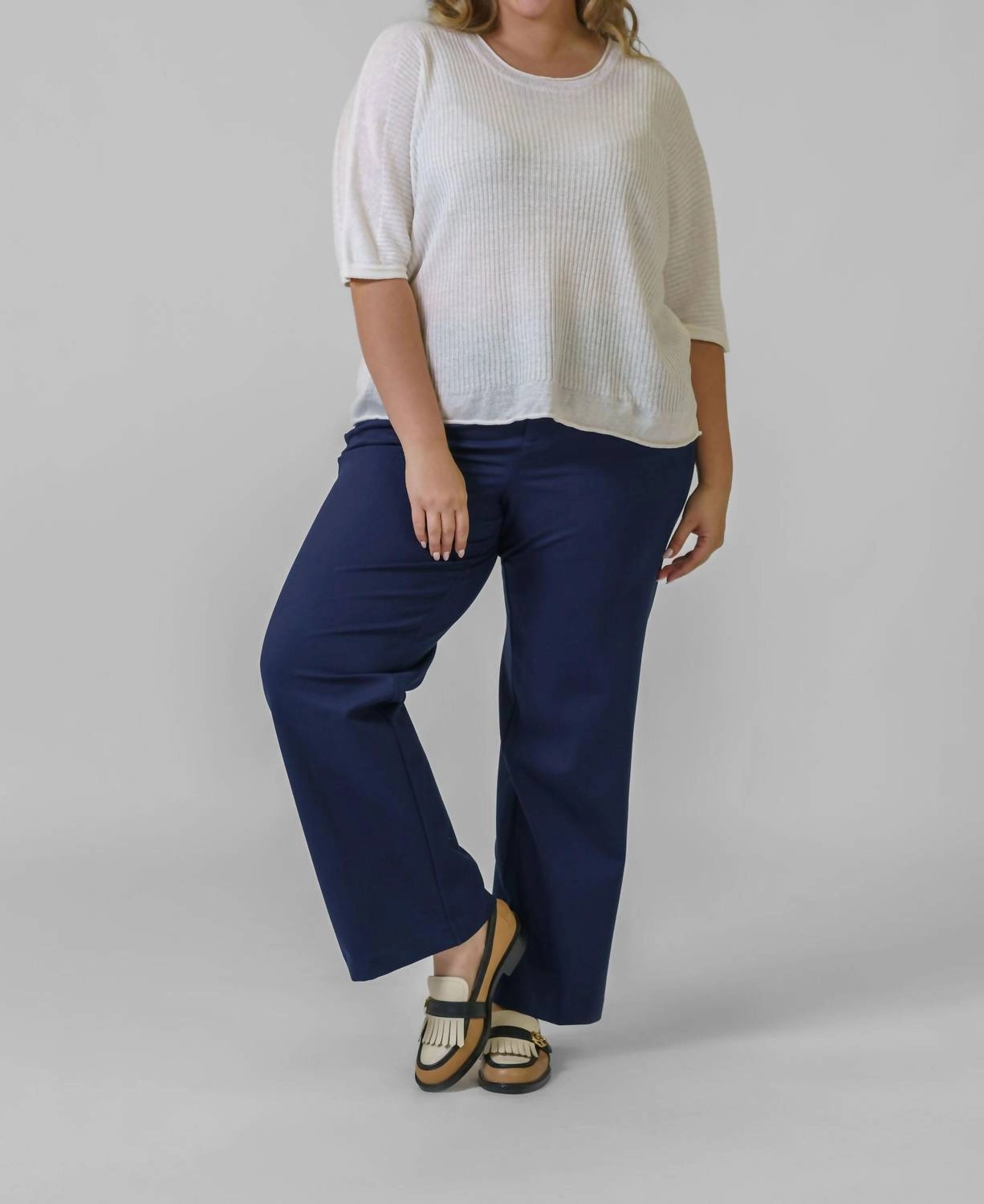 Linen Short Sleeve Top - Plus In White