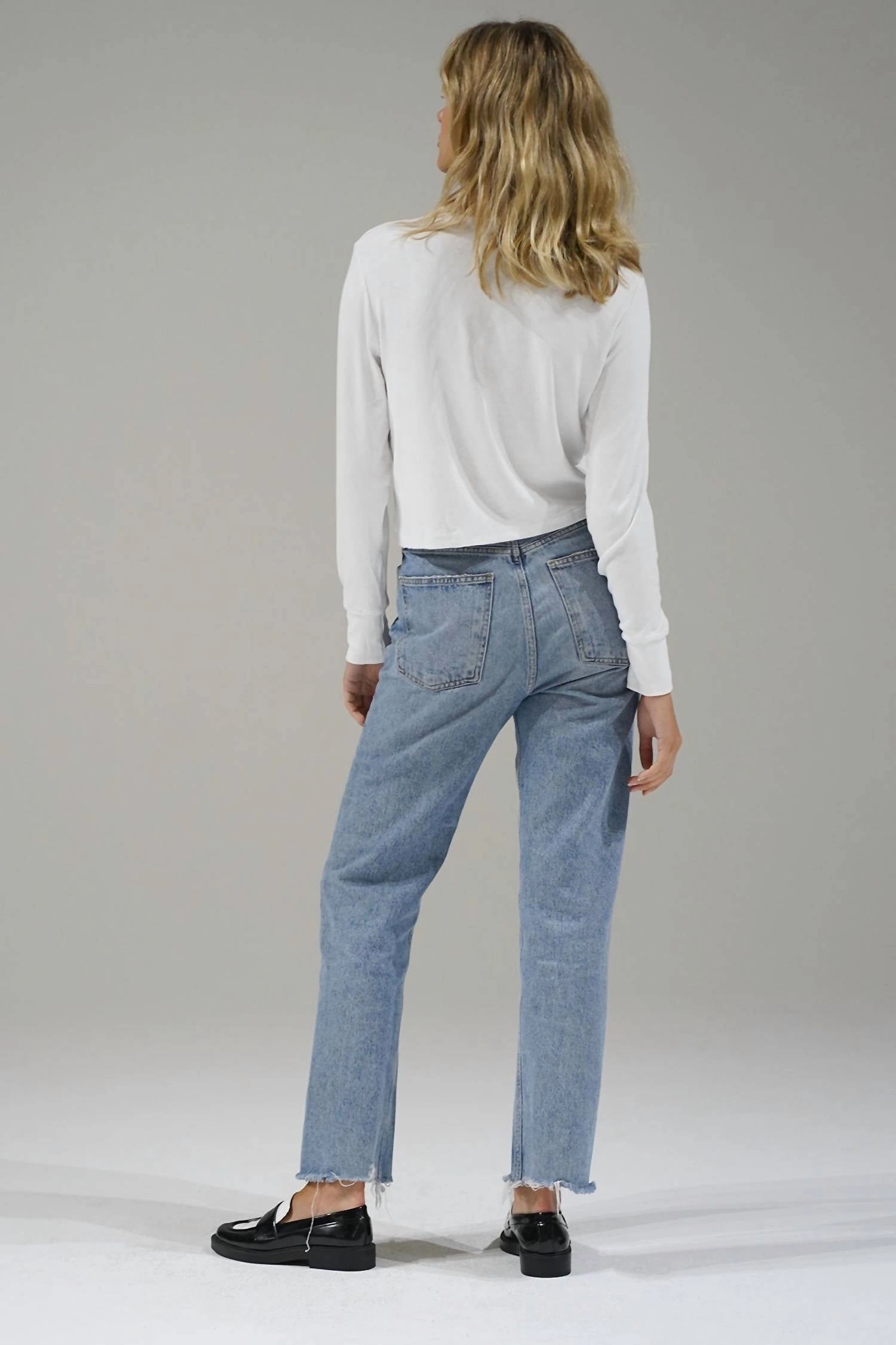 Long Sleeve Ribbed Crewneck Top In White