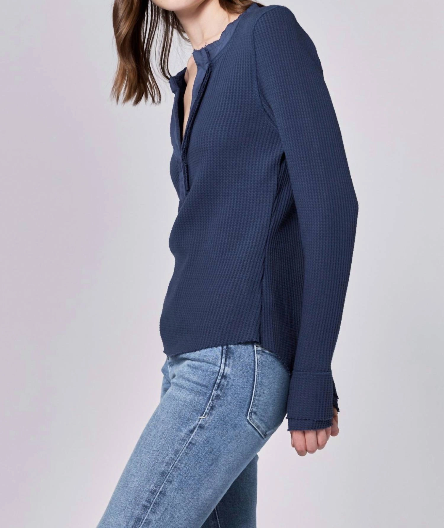 Luna V-Neck Top In Black Iris