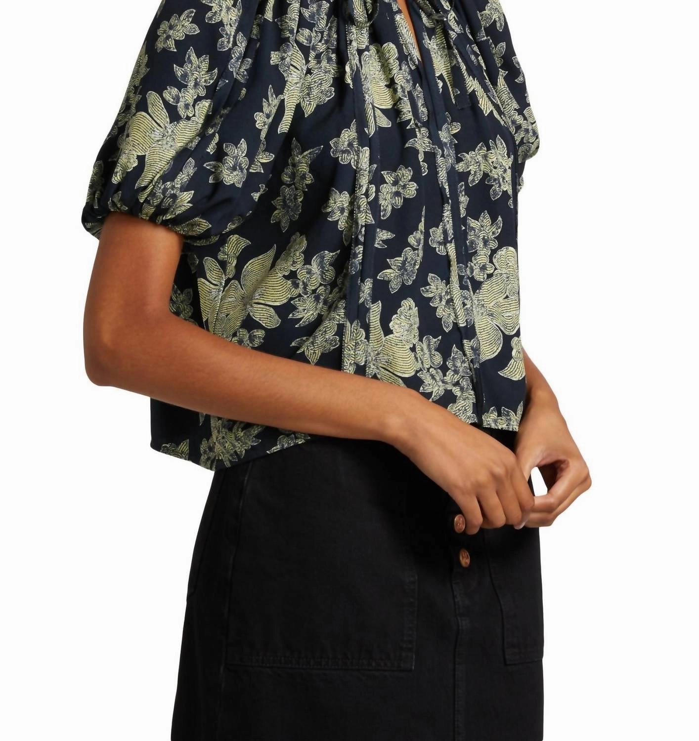 Marcelena Floral Tieneck Blouse In Minuit