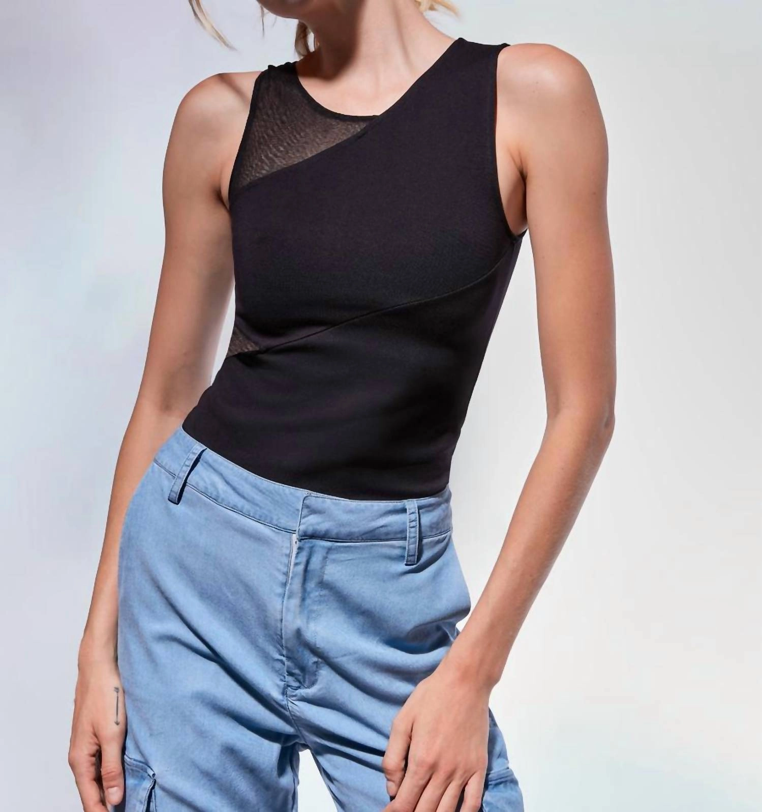Mason Cut-Out Top In Black