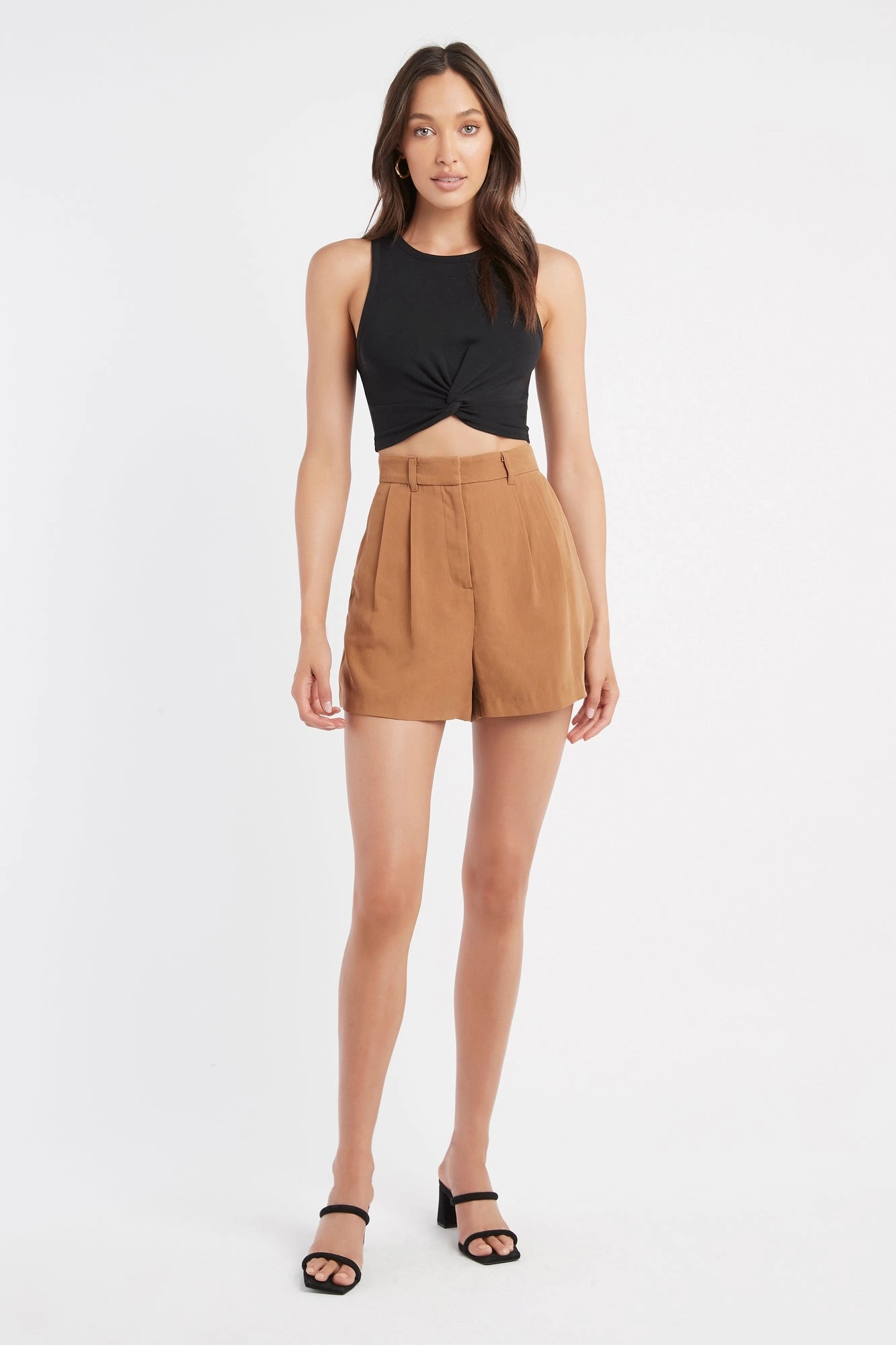 Montmartre Tuck Shorts