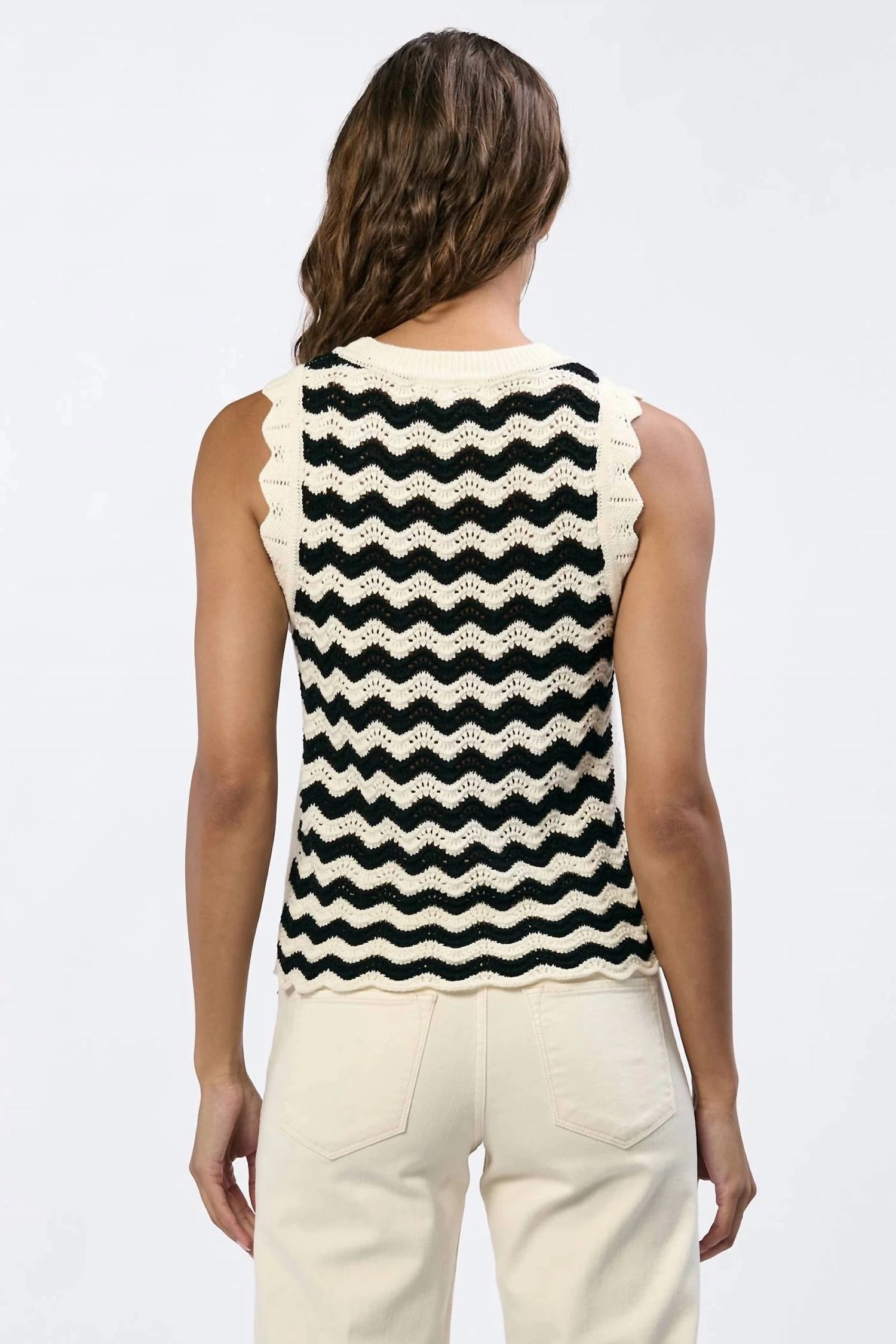 Nami Novelty Top In Black
