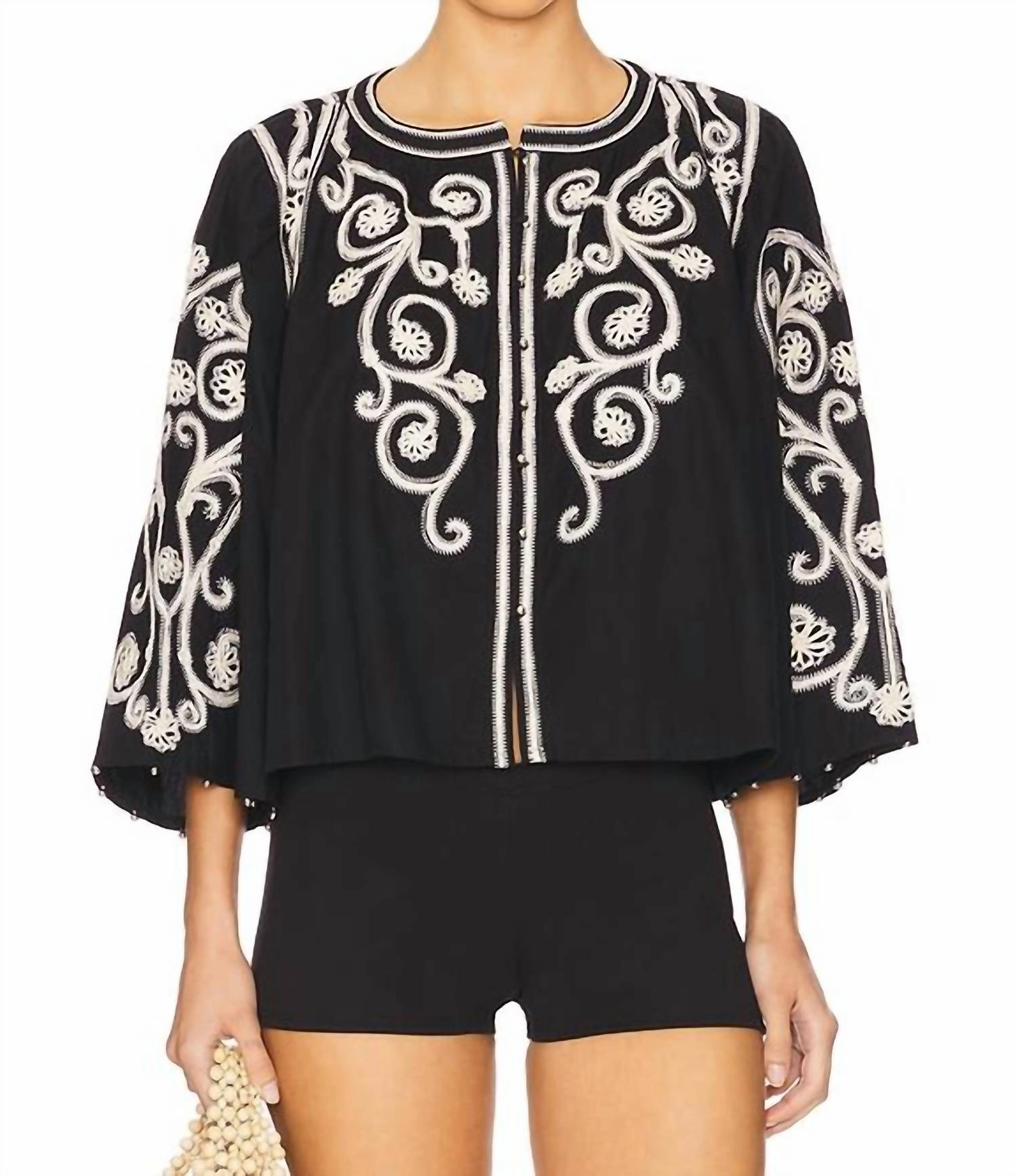 Neely Round Neck Three Quarter Sleeve Top In Onyx Black