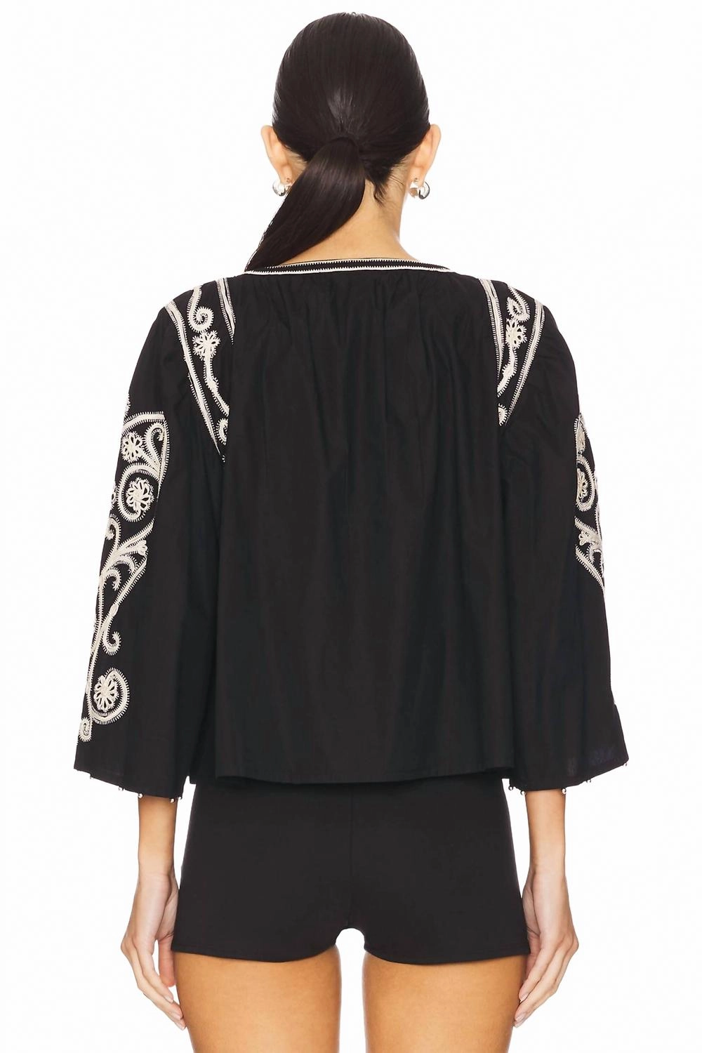 Neely Round Neck Three Quarter Sleeve Top In Onyx Black