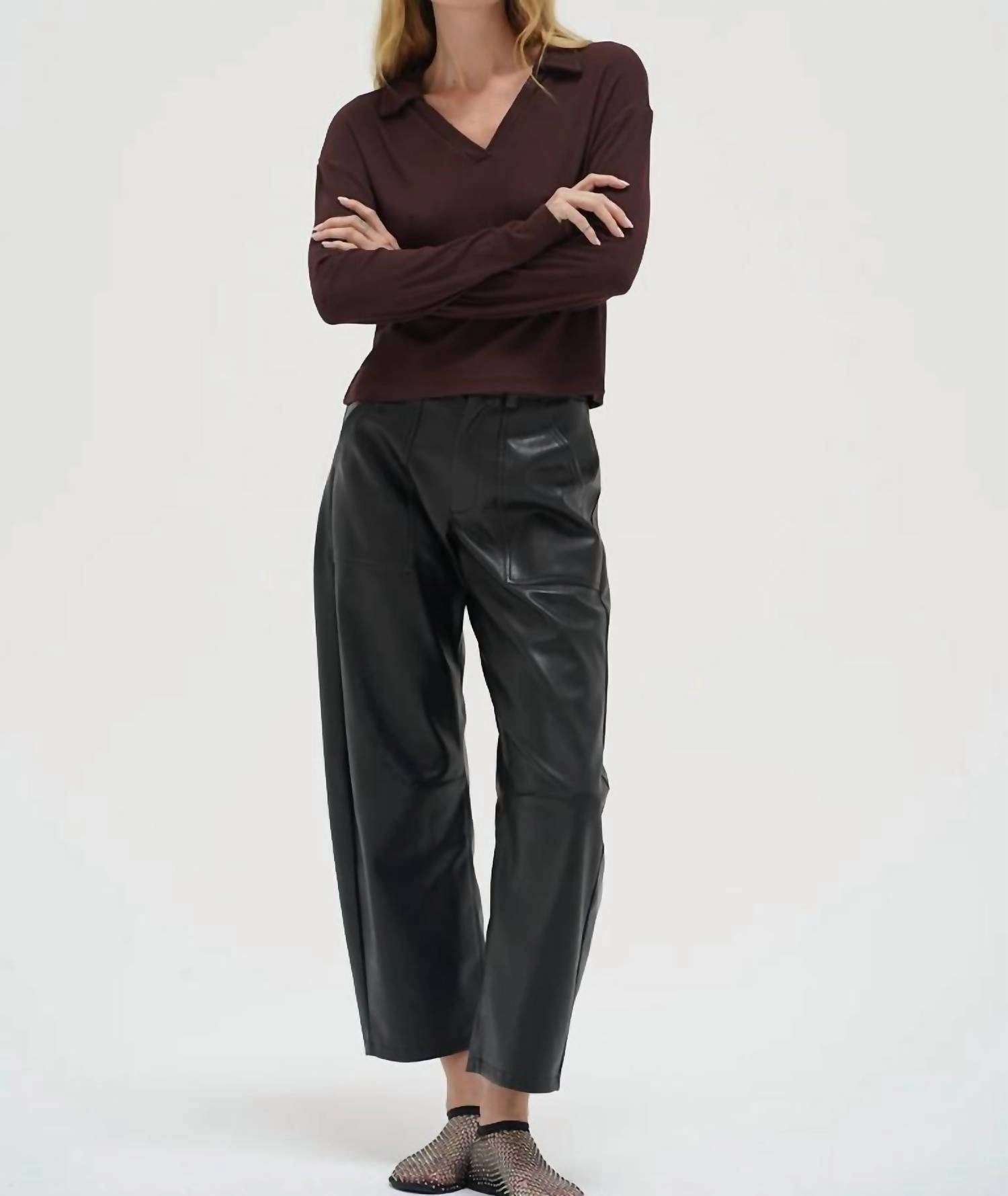 Neve Ribbed Top In Chocolate