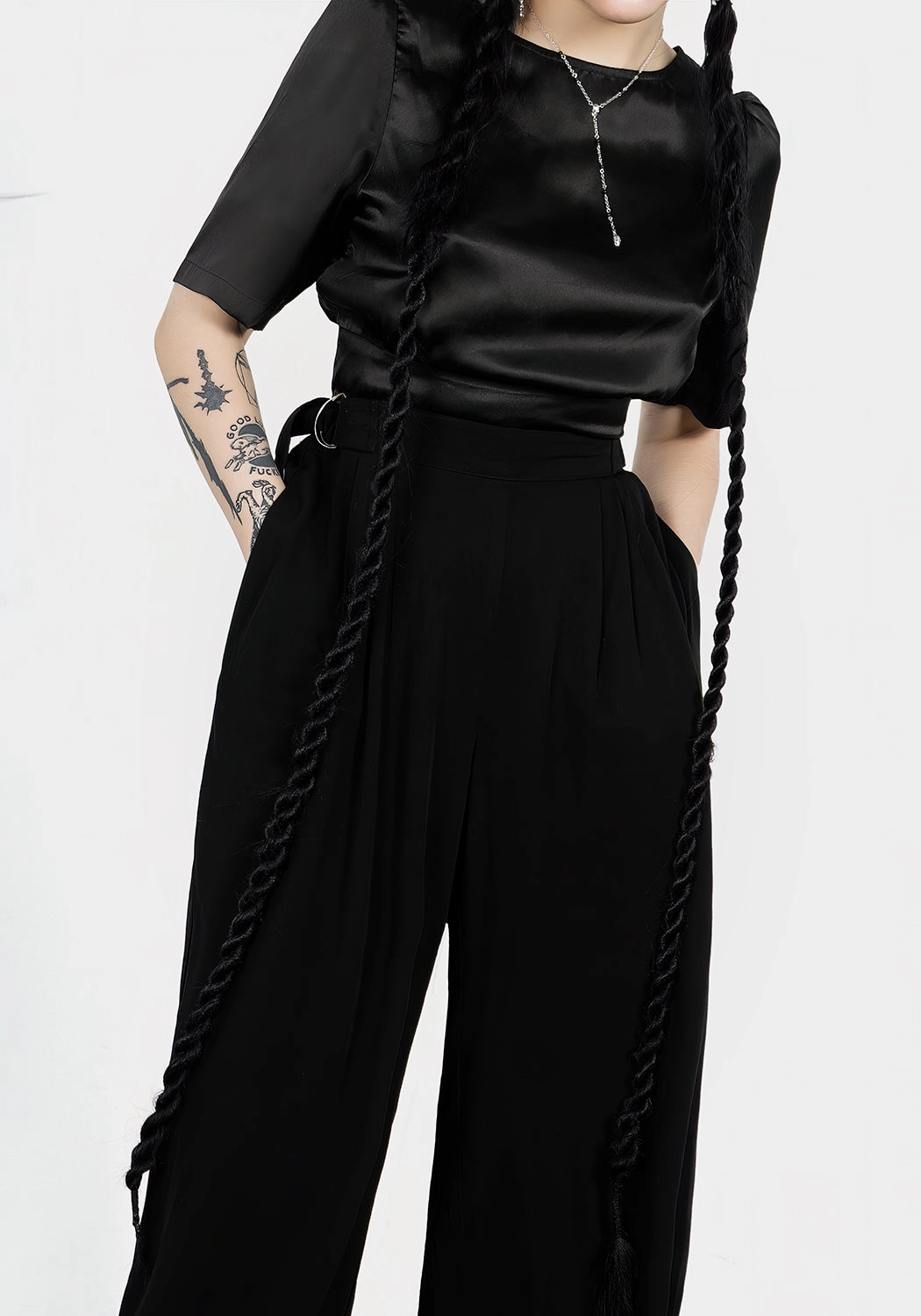 Ostara Palazzo Pant