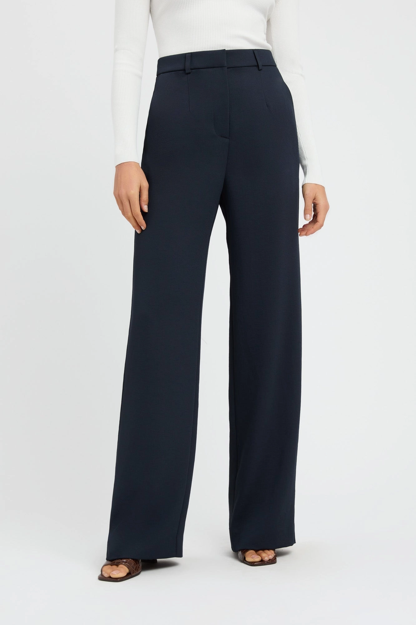 Oyster Tailored Pant