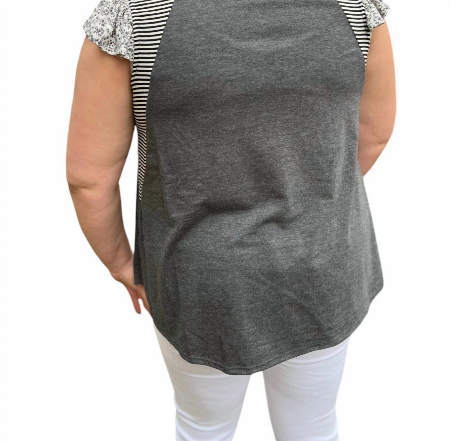 Plus Floral Flutter Sleeve Top In Charcoal Grey