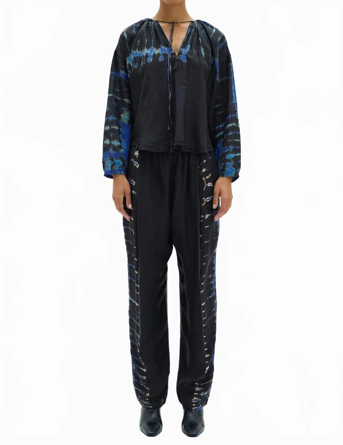 Poet Blouse In Black Silk Medley