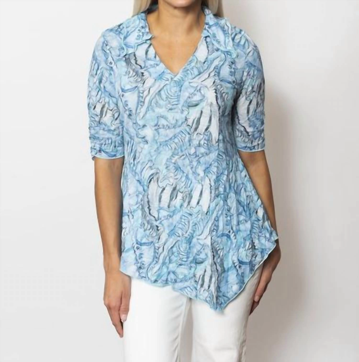 Printed Crinkle Johnny Collar Top In Surf