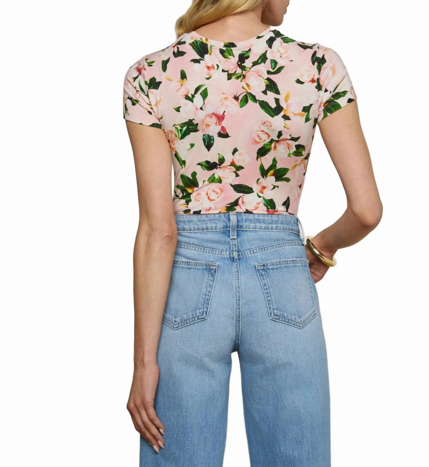 Ressi Short Sleeve Rose Print Tee In Magnolia