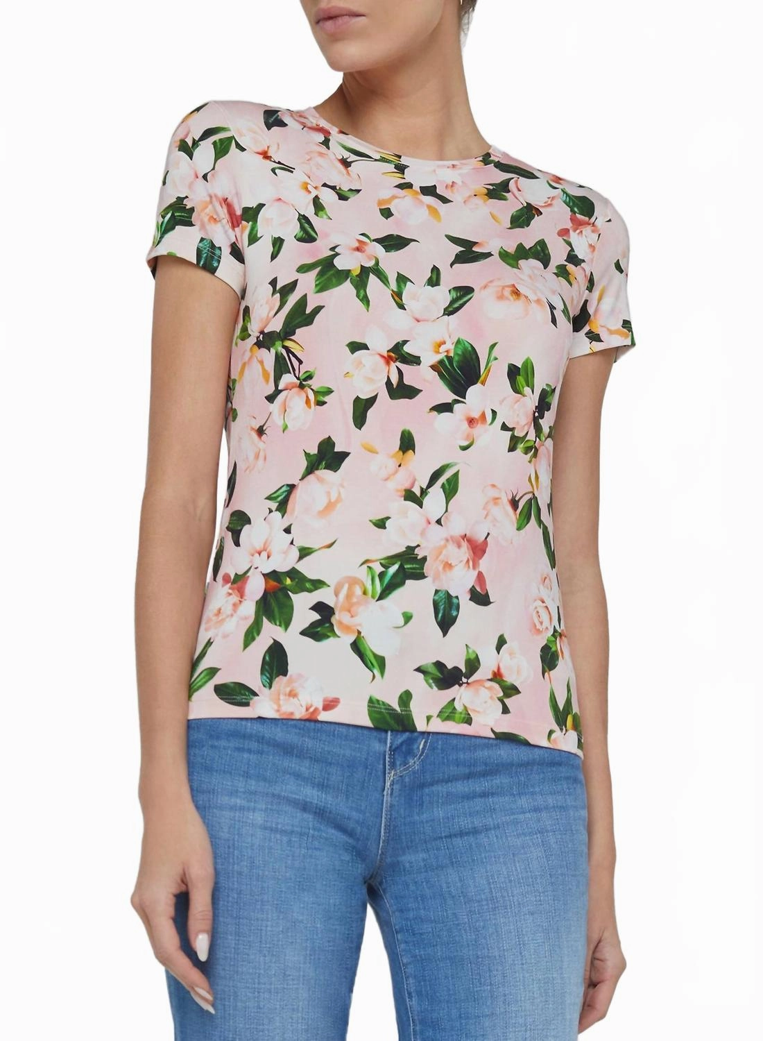 Ressi Short Sleeve Rose Print Tee In Magnolia