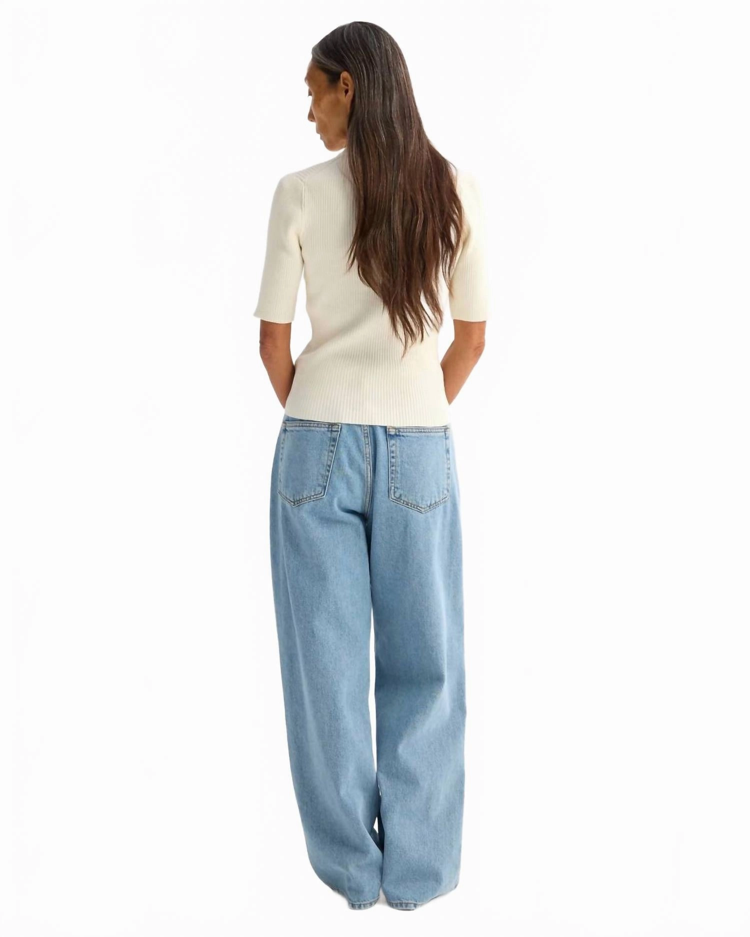 Ribbed Knit Round Neck Short Sleeve Top In Off White