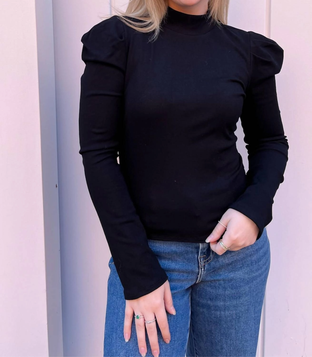 Sara Turtleneck Long Sleeve Top In Black