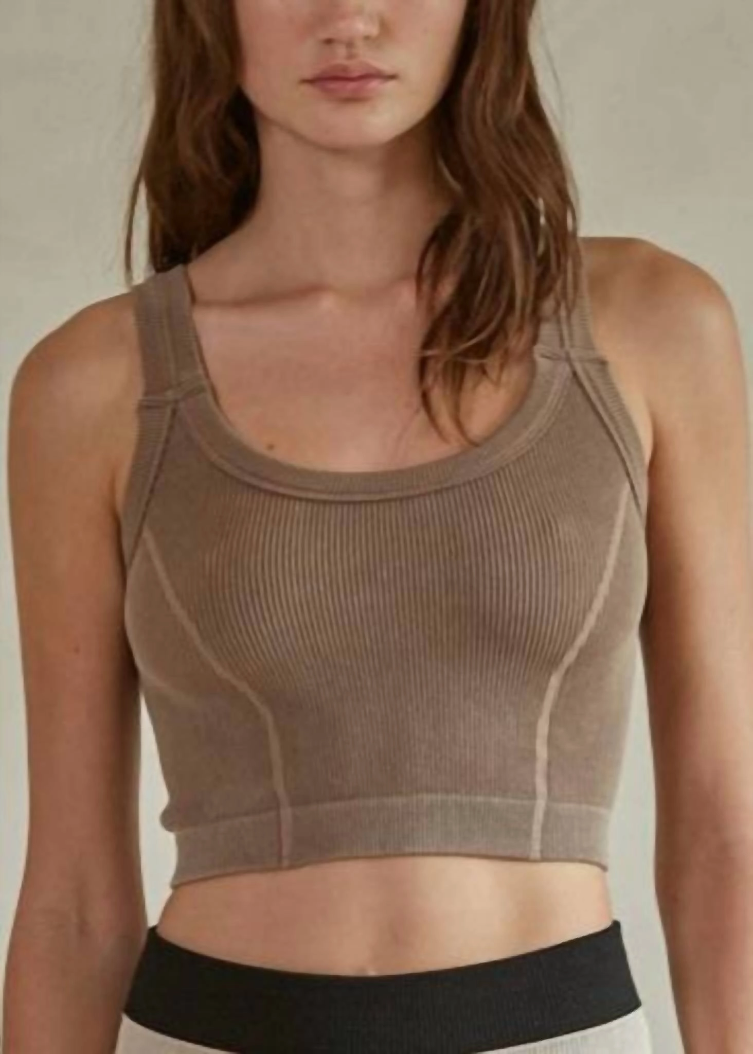 Seamless Crop Tank In Mocha