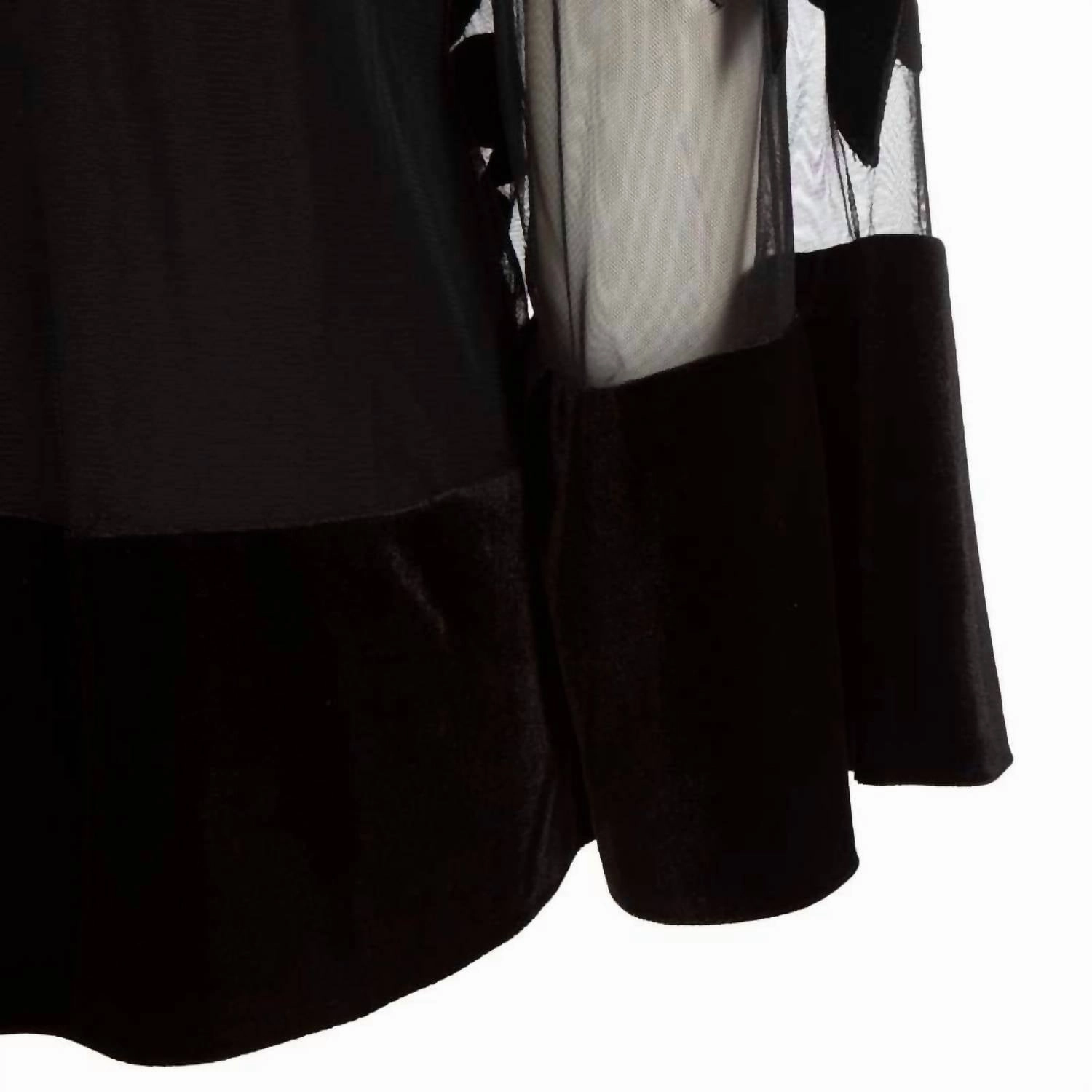 Semi-Transparent Velvet Insert Top In Black