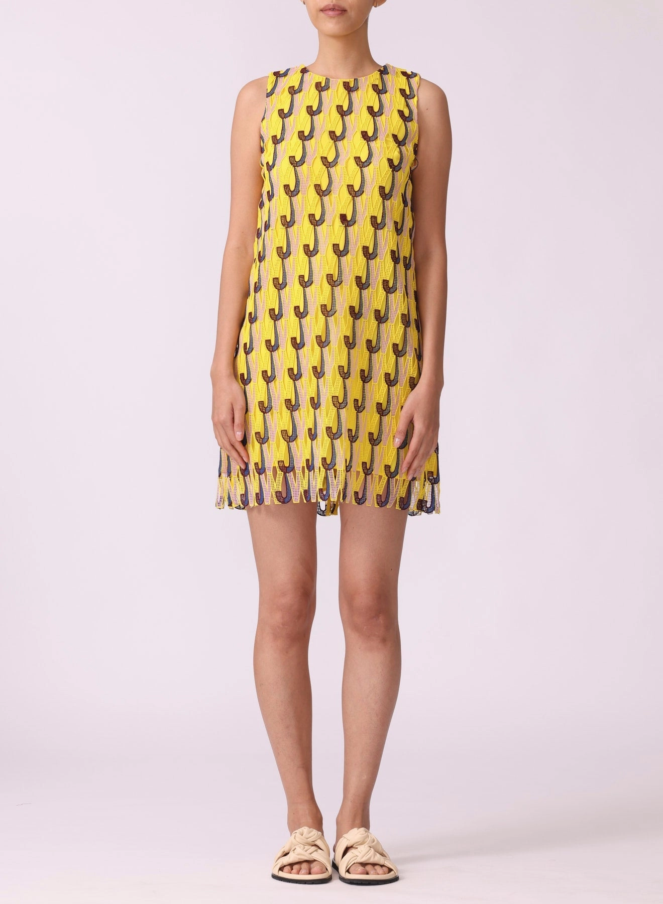 Sl Crew Neck Shift Dress