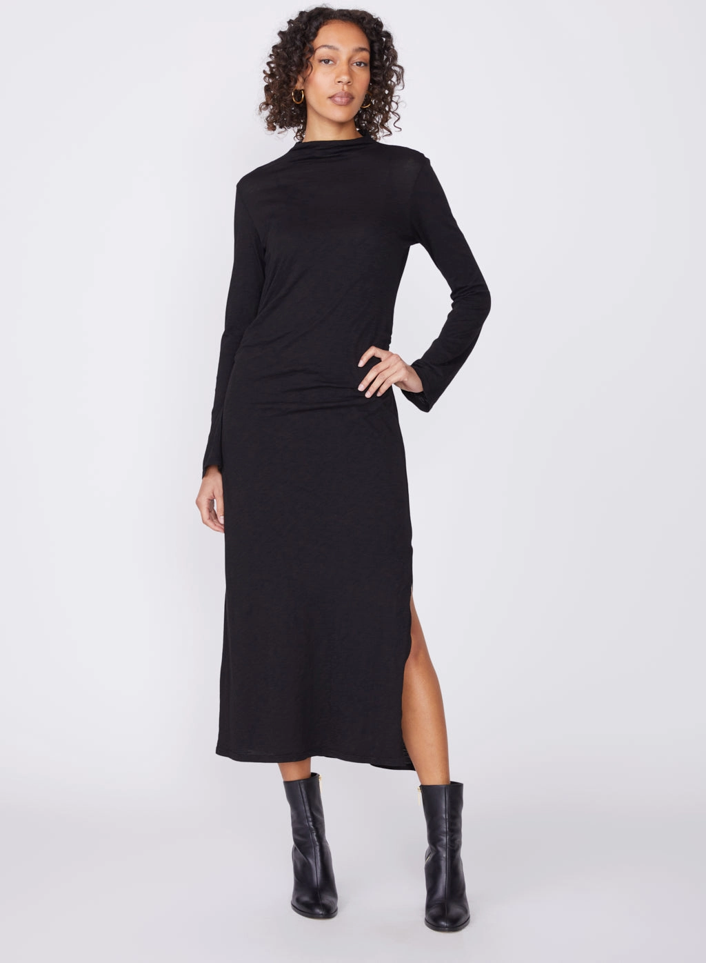Supima Slub Long Sleeve Shirred Dress in Black