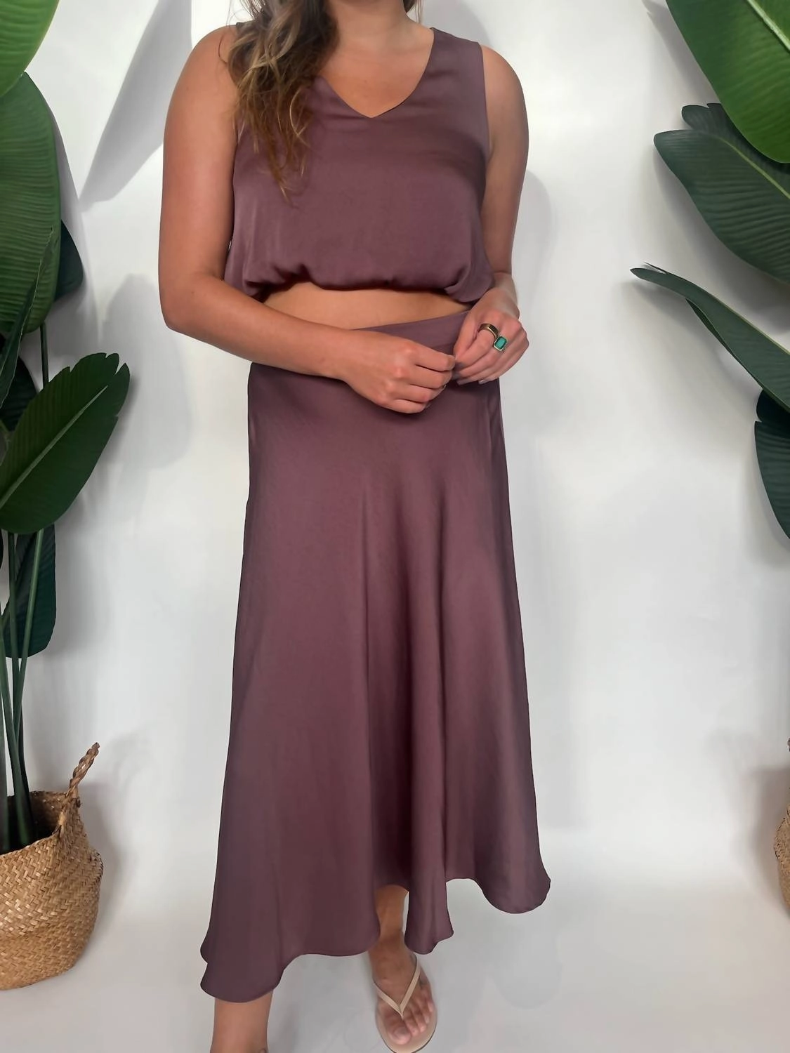 V-Neck Washed Satin Bubble Hem Top In Mocha