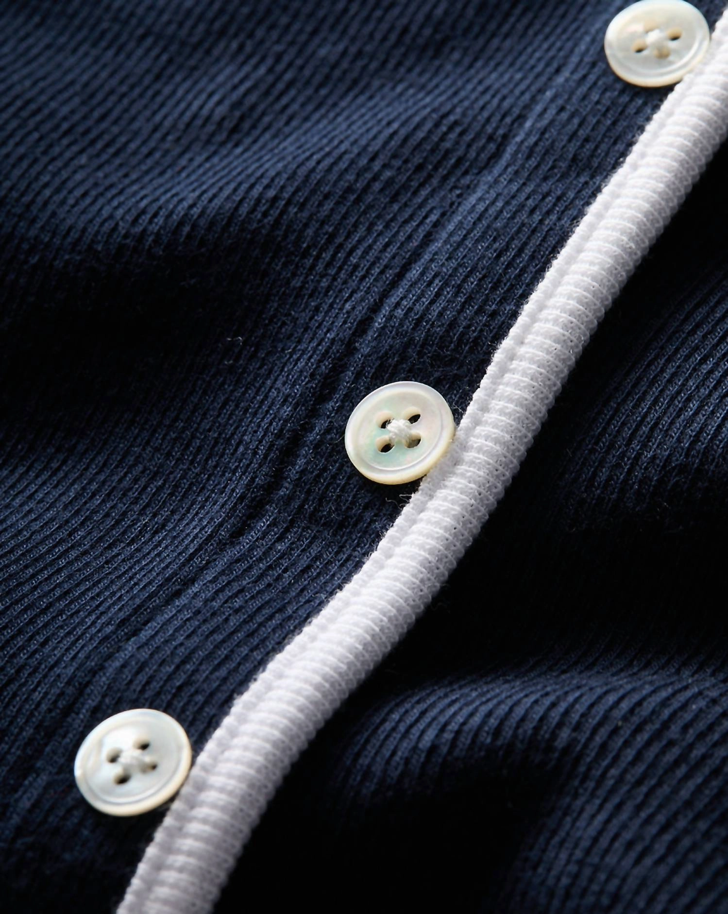 Valley Knit Strapless Top In Navy