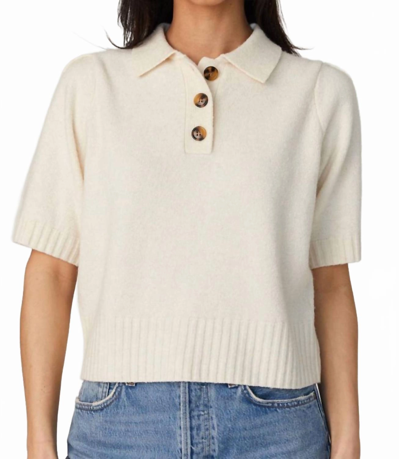 Vhari Short Sleeve Button-Up In White