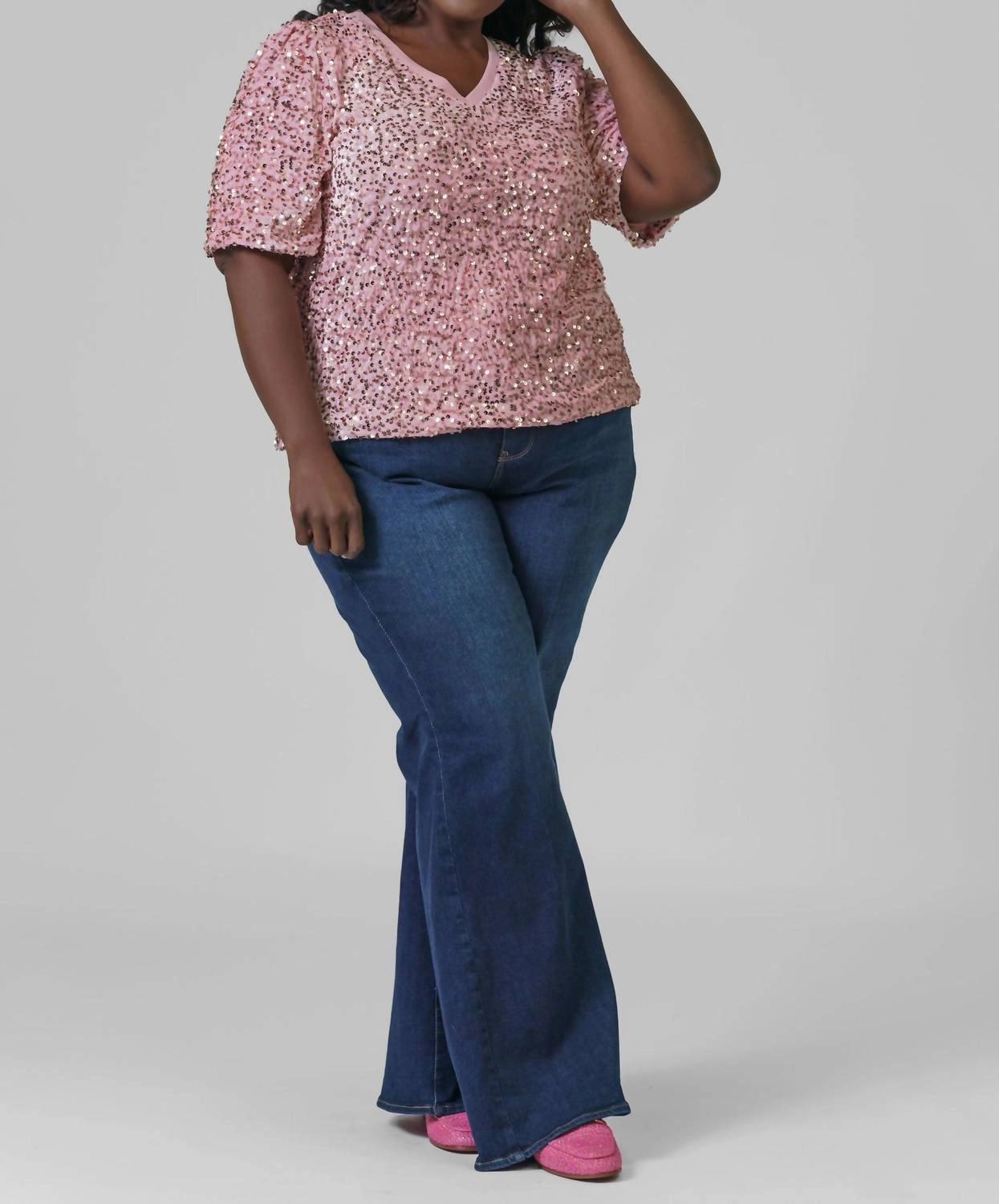 Wevanna Sparkling Sequin Top In Mauve
